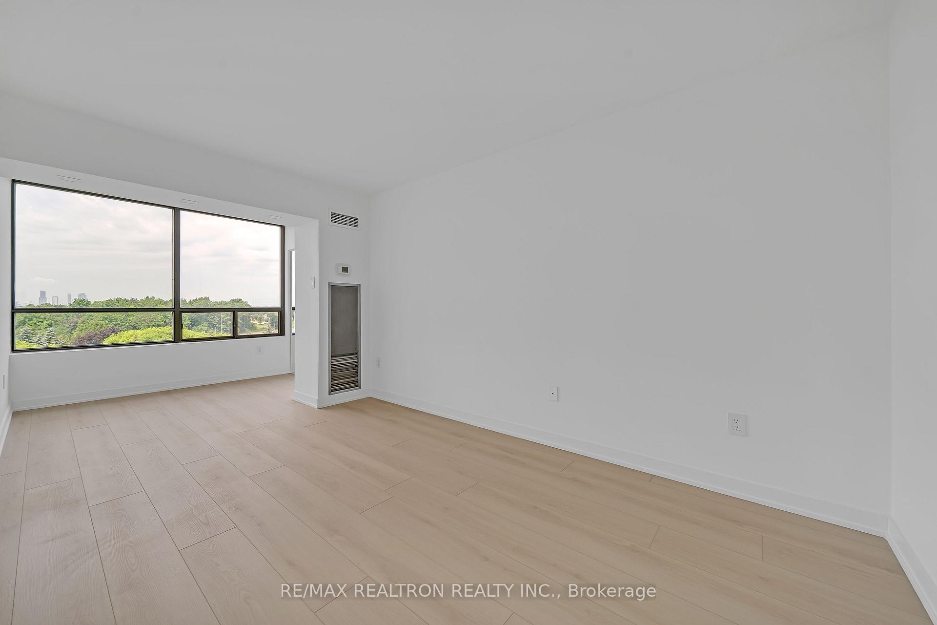Photo 17 of Unit 714, 7440 Bathurst Street, Vaughan, Brownridge — HOMEH
