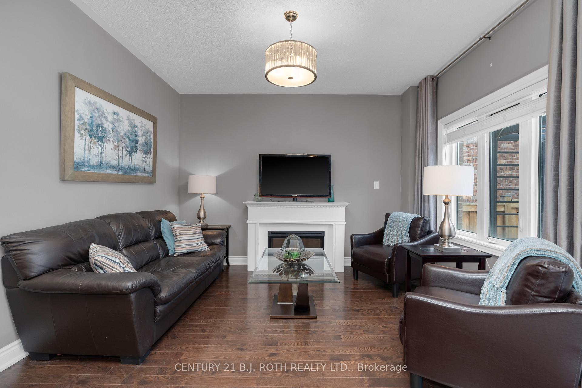 Photo 7 of 1322 Dallman Street, Innisfil, Lefroy — HOMEH