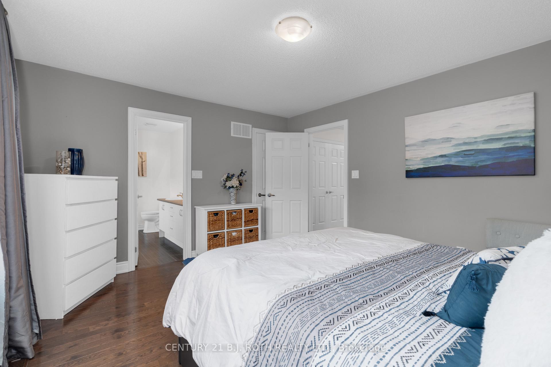 Photo 15 of 1322 Dallman Street, Innisfil, Lefroy — HOMEH