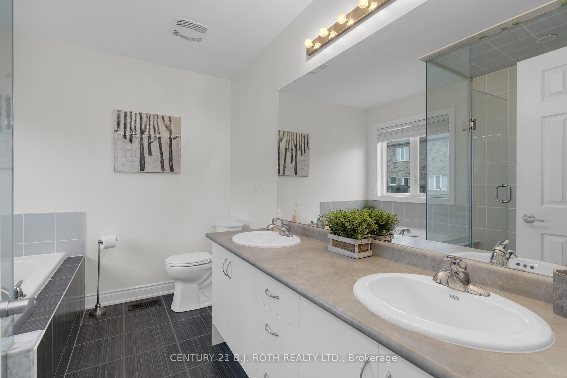 Photo 16 of 1322 Dallman Street, Innisfil, Lefroy — HOMEH