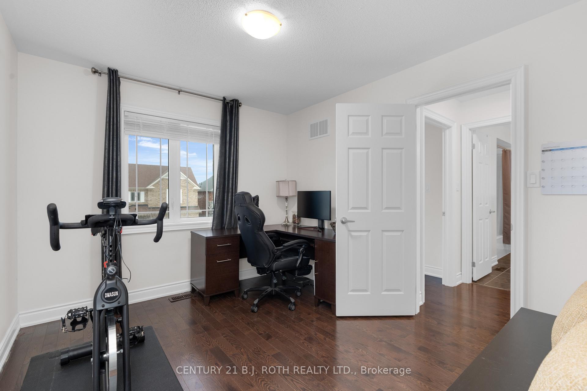 Photo 21 of 1322 Dallman Street, Innisfil, Lefroy — HOMEH