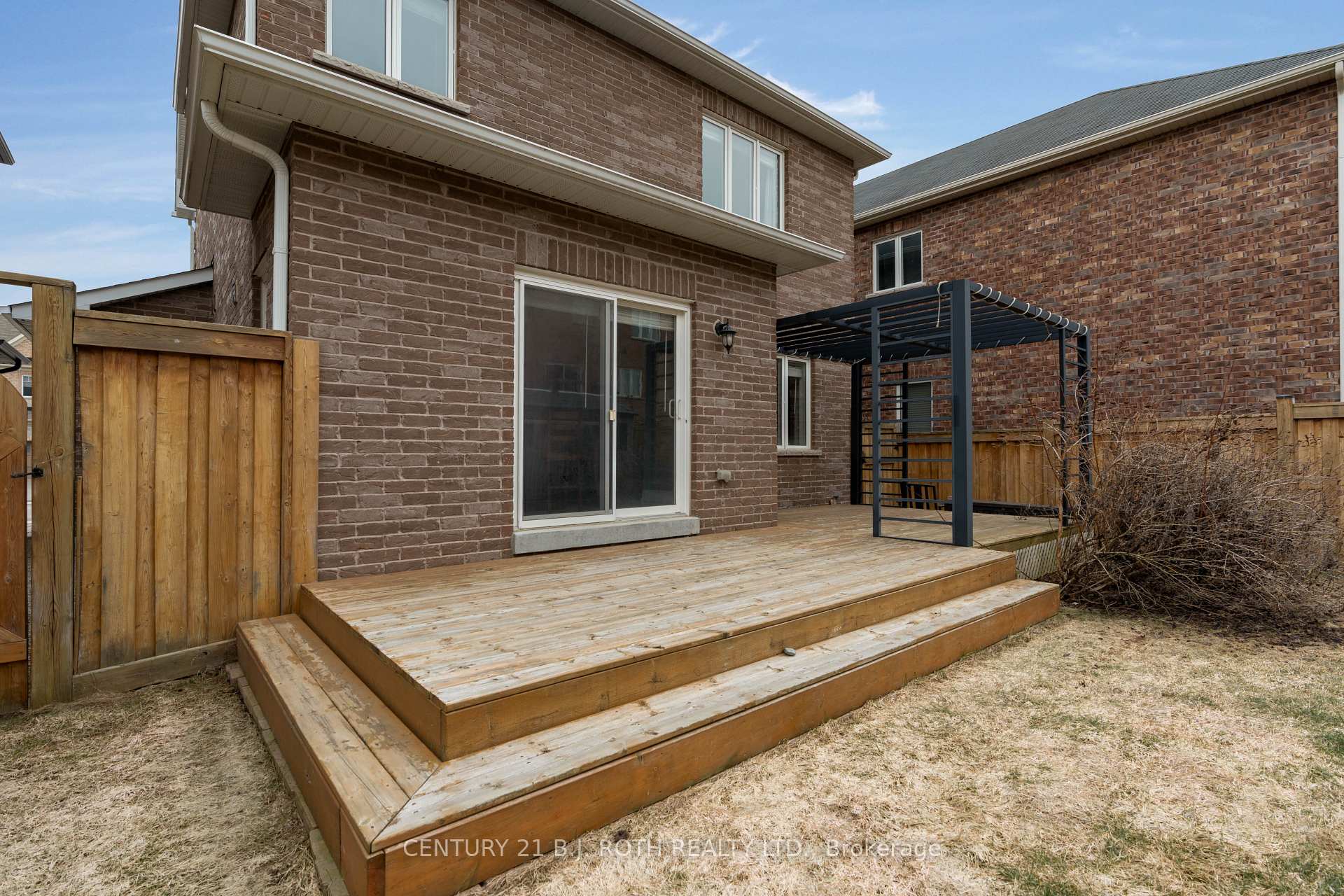 Photo 29 of 1322 Dallman Street, Innisfil, Lefroy — HOMEH