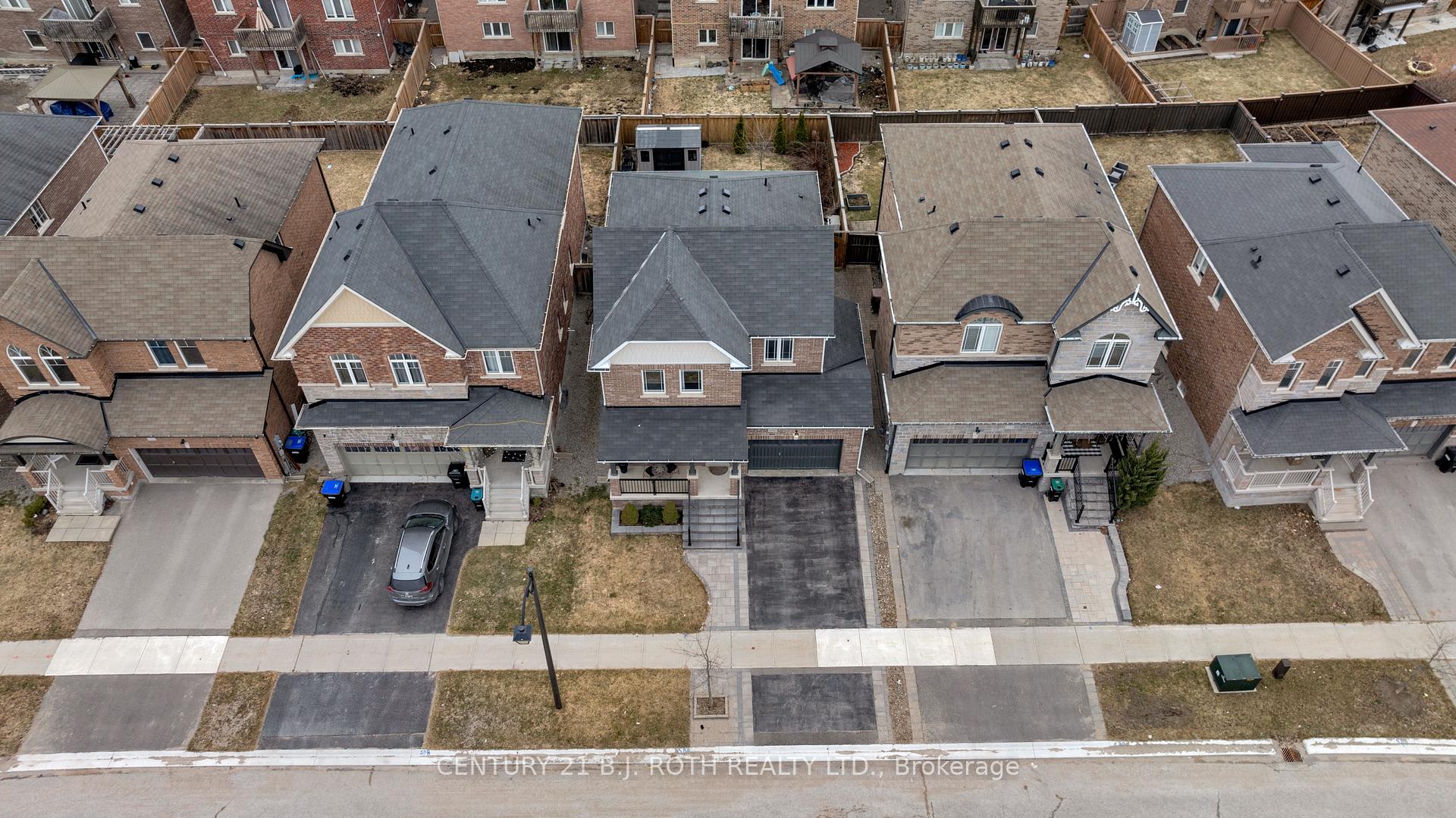 Photo 34 of 1322 Dallman Street, Innisfil, Lefroy — HOMEH