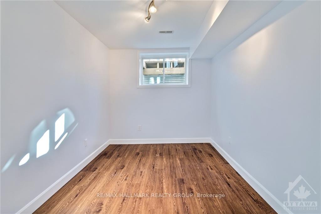 Photo 14 of Unit B, 444 Charing Cross Way, Ottawa, Barrhaven - Longfields — HOMEH