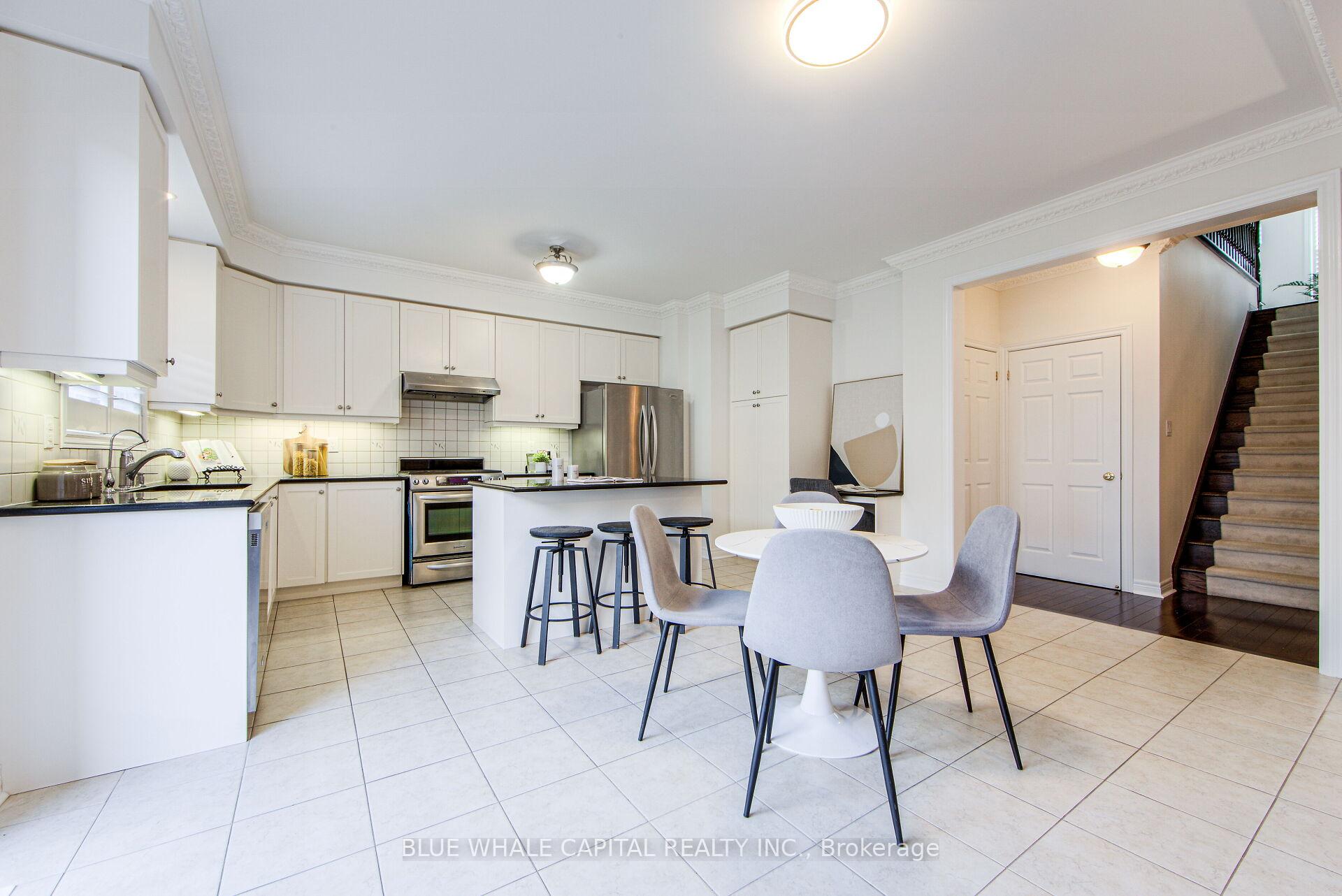 Photo 13 of 18 Colonel George Mclar Drive, Markham, Victoria Square — HOMEH