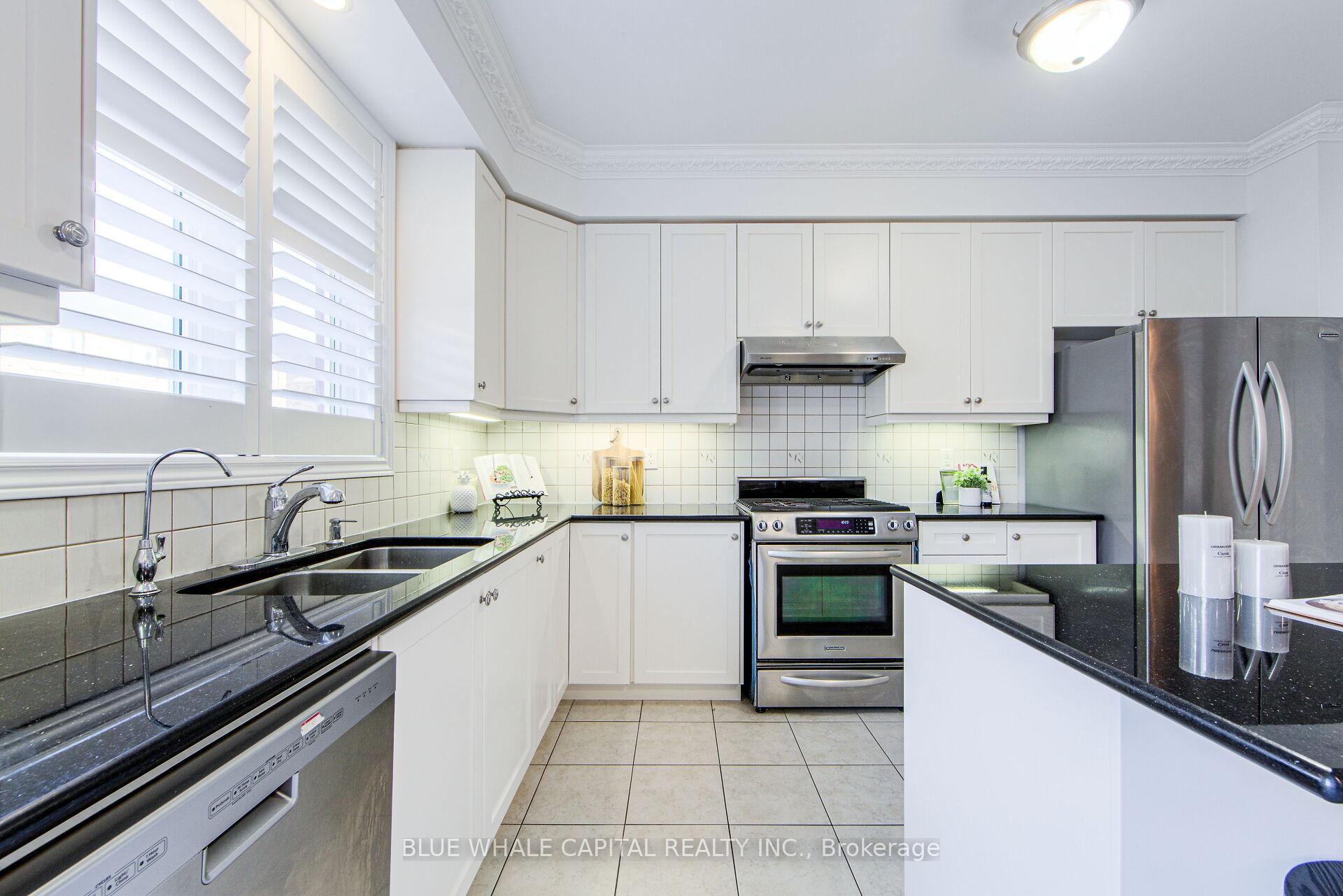 Photo 16 of 18 Colonel George Mclar Drive, Markham, Victoria Square — HOMEH