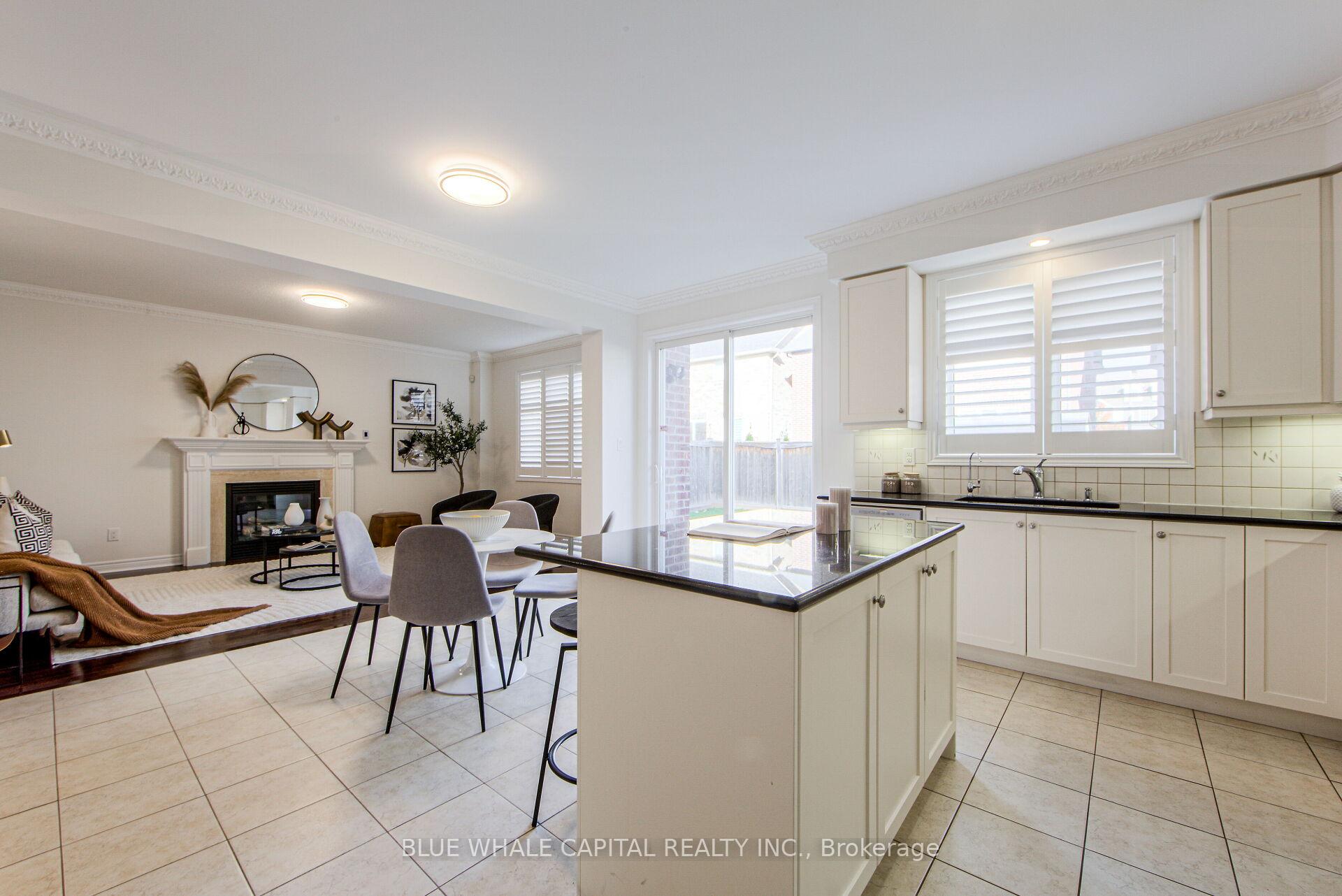 Photo 19 of 18 Colonel George Mclar Drive, Markham, Victoria Square — HOMEH