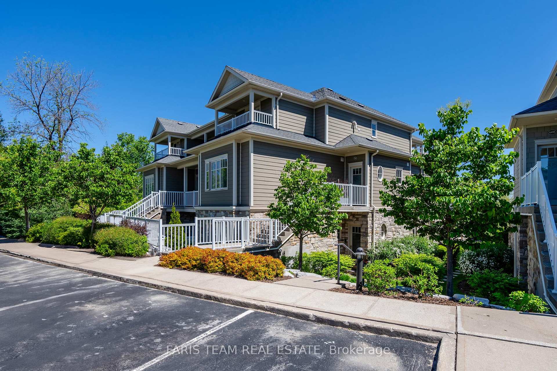 Photo 3 of Unit 701, 40 Trott Boulevard, Collingwood — HOMEH