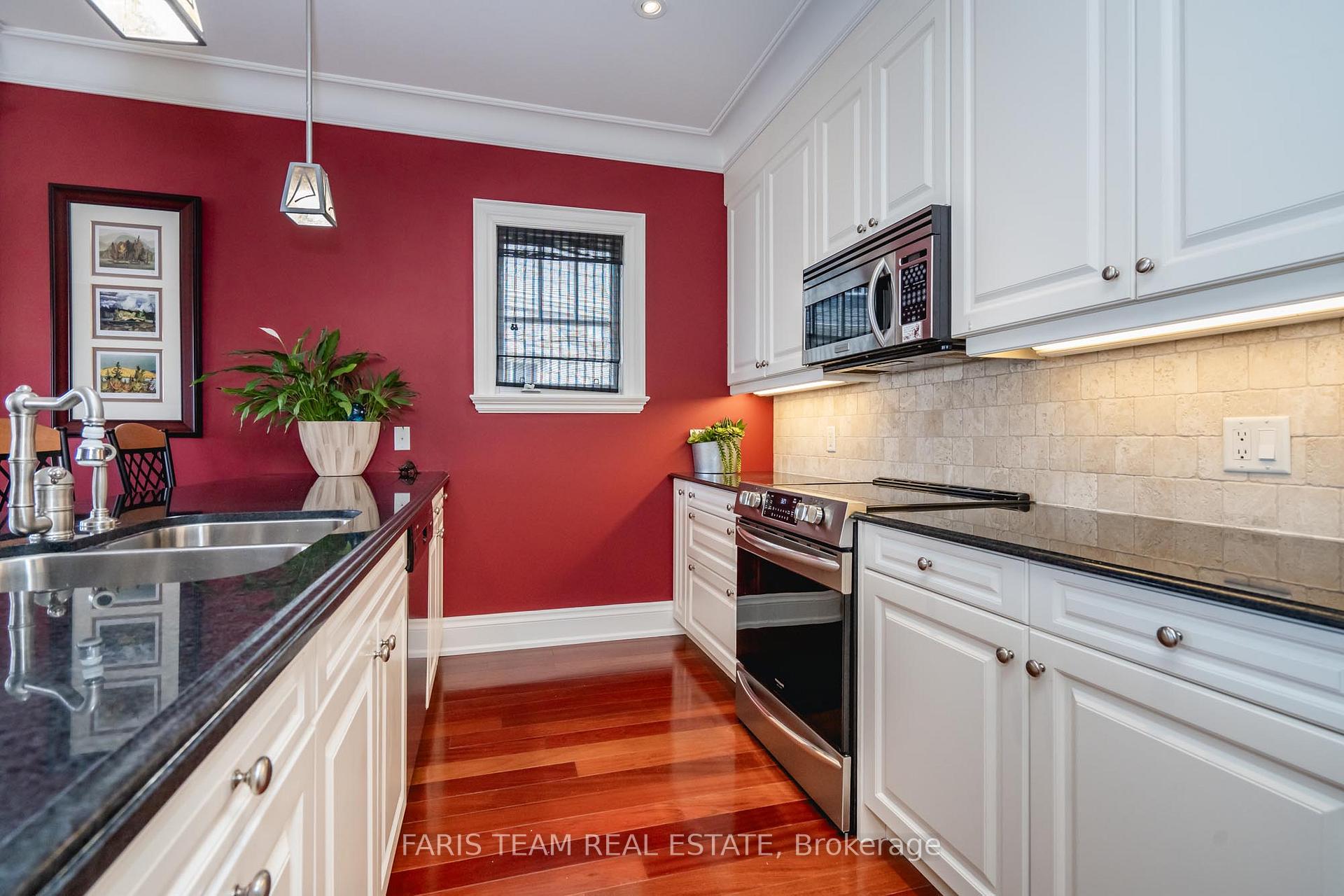 Photo 8 of Unit 701, 40 Trott Boulevard, Collingwood — HOMEH