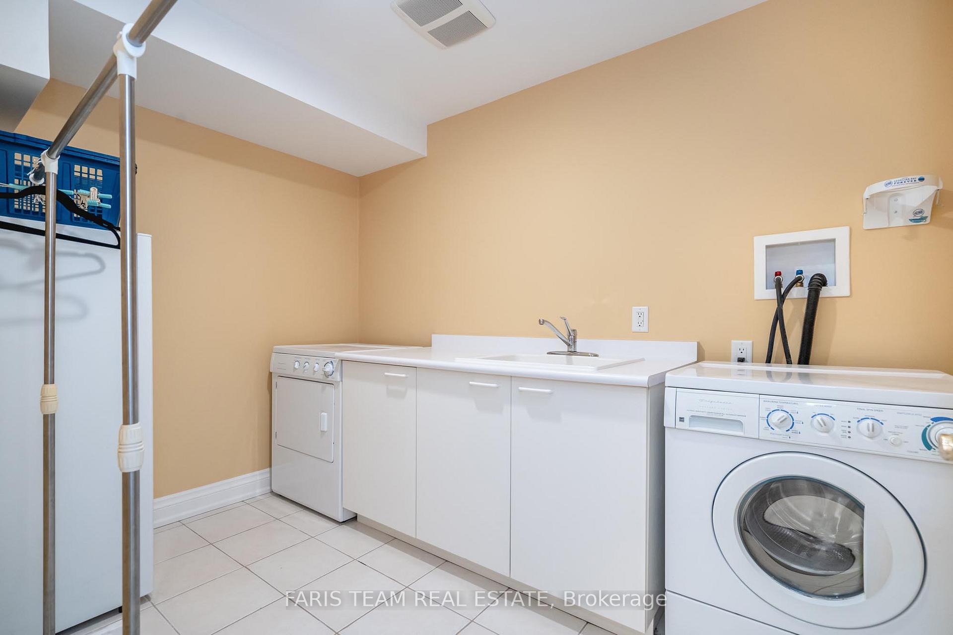 Photo 24 of Unit 701, 40 Trott Boulevard, Collingwood — HOMEH