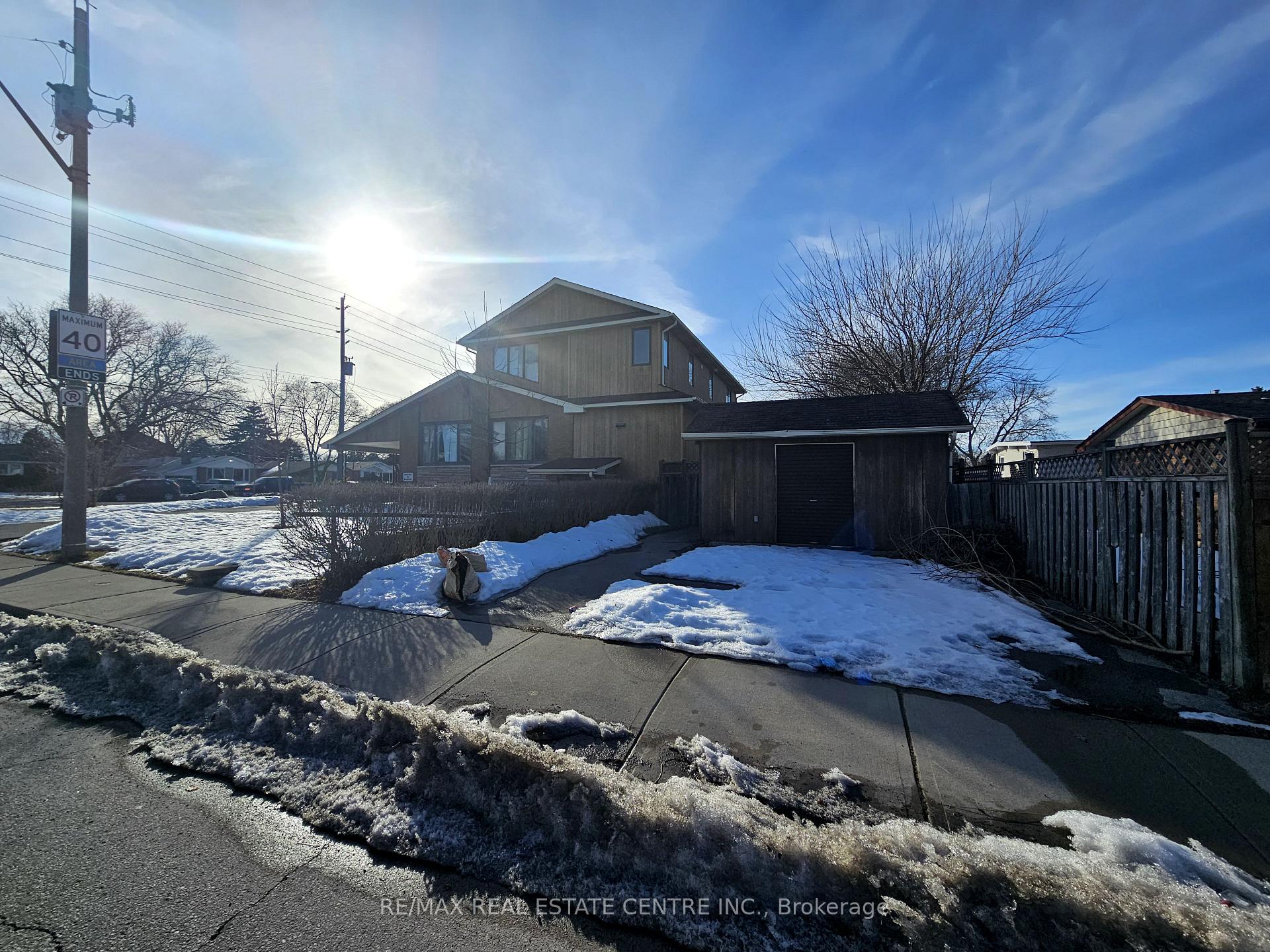 Photo 2 of 8 Neyer Street, Hamilton, Buchanan — HOMEH
