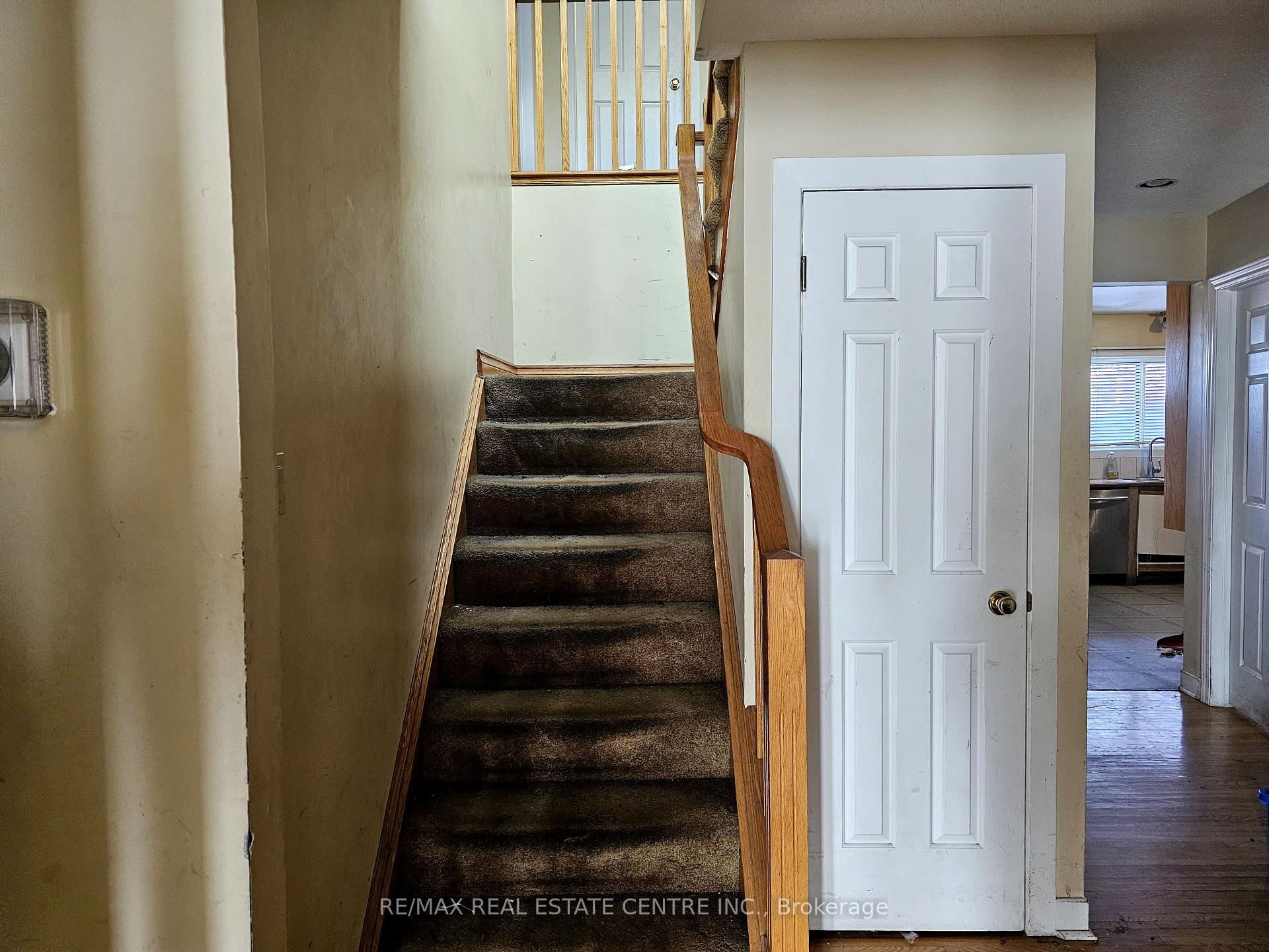 Photo 11 of 8 Neyer Street, Hamilton, Buchanan — HOMEH