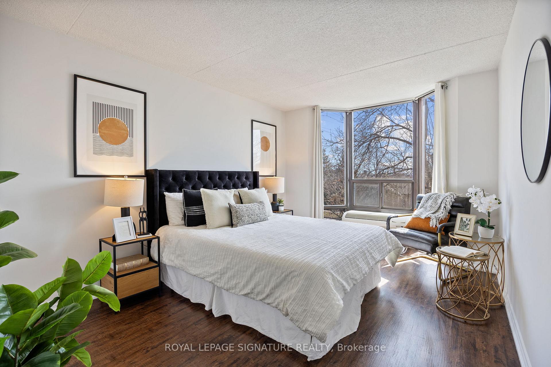 Photo 6 of Unit 308, 1540 Pickering Parkway, Pickering, Town Centre — HOMEH