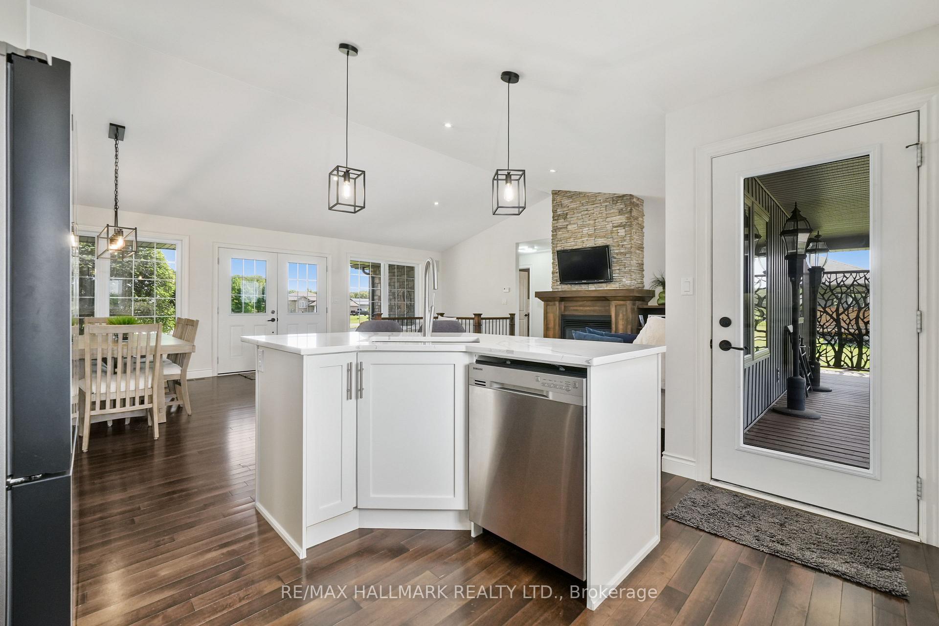 Photo 15 of 9 Fieldcrest Court, Brighton — HOMEH