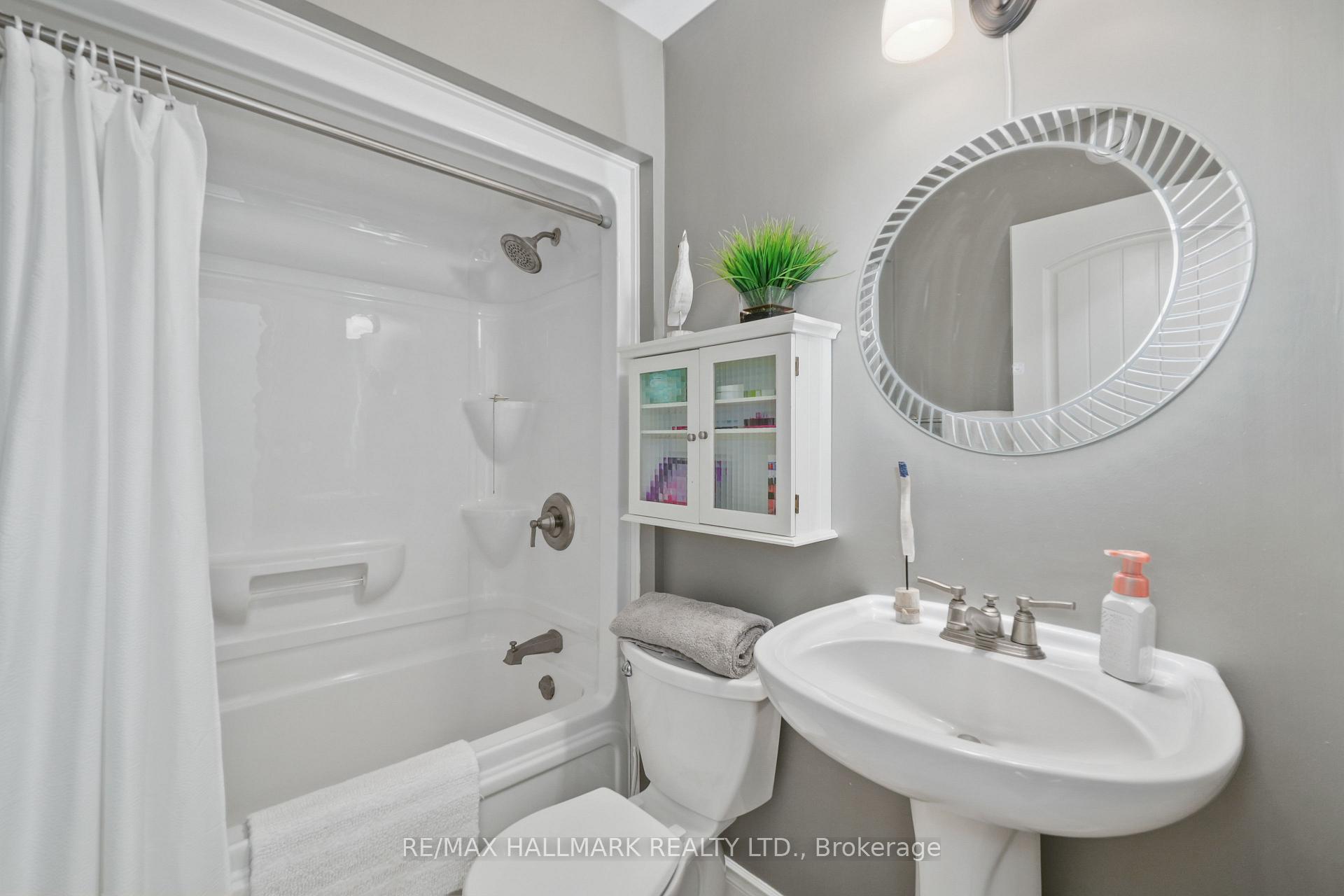 Photo 25 of 9 Fieldcrest Court, Brighton — HOMEH