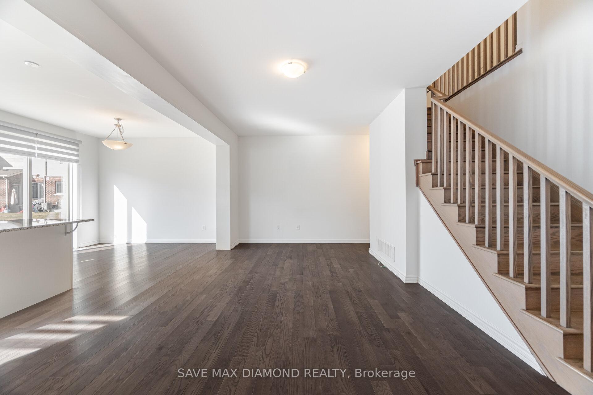 Photo 11 of 10 William Nador Street, Kitchener — HOMEH