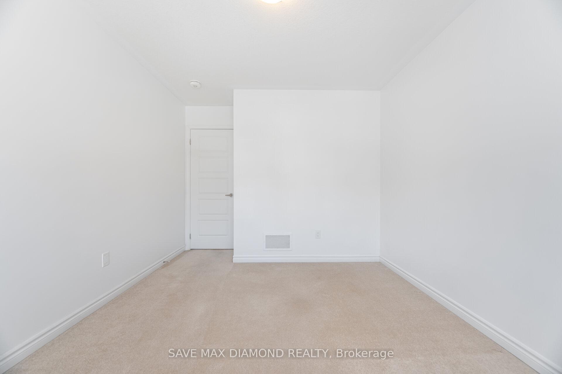 Photo 30 of 10 William Nador Street, Kitchener — HOMEH