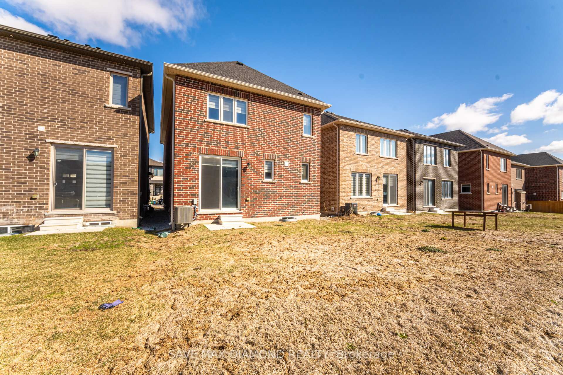 Photo 41 of 10 William Nador Street, Kitchener — HOMEH