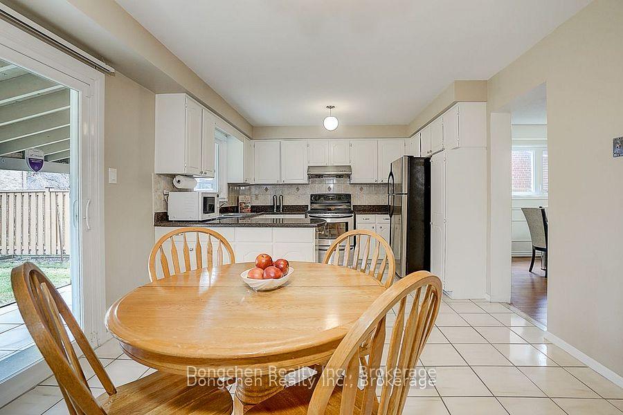 Photo 20 of 109 Risebrough Circuit, Markham, Milliken Mills West — HOMEH