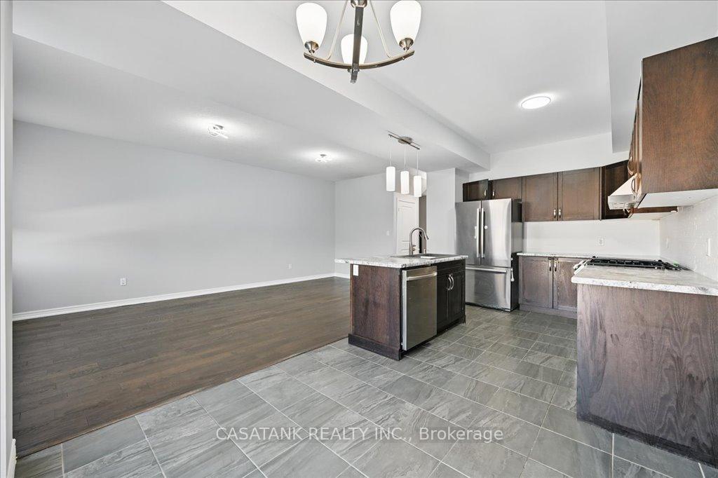Photo 9 of 103 Springvalley Crescent, Hamilton, Gourley — HOMEH