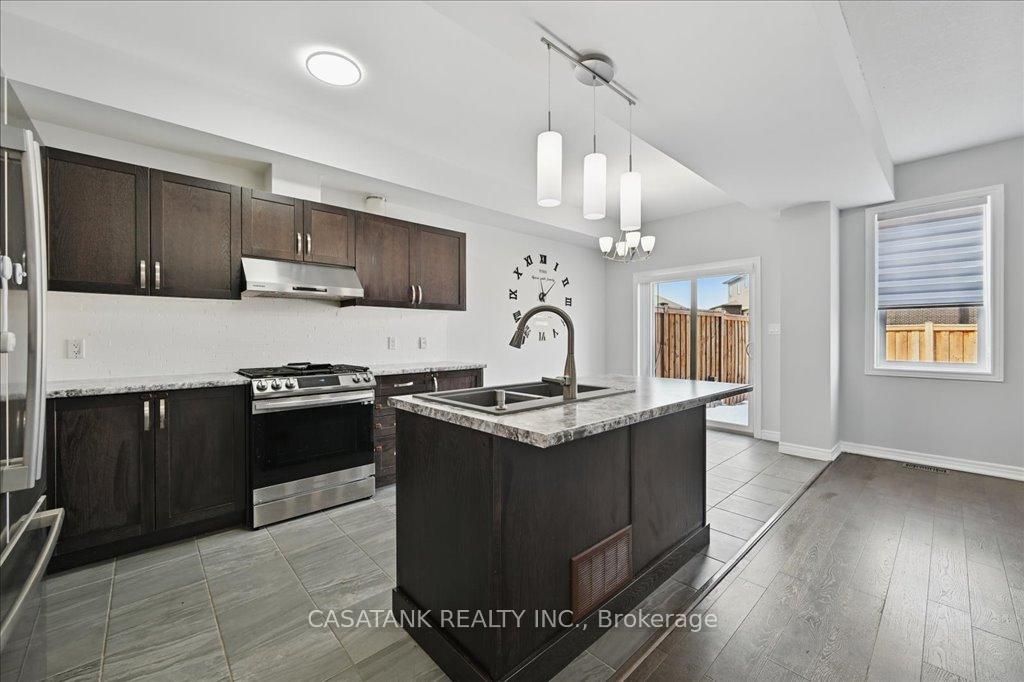 Photo 11 of 103 Springvalley Crescent, Hamilton, Gourley — HOMEH