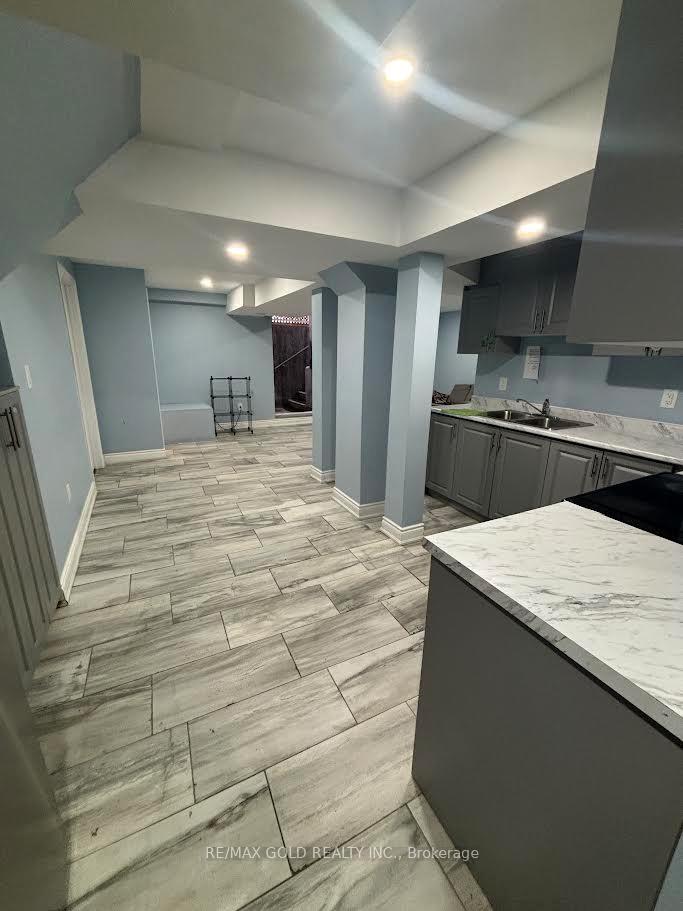 Photo 3 of Unit Basement, 47 Haverstock Crescent N, Brampton, Northwest Brampton — HOMEH