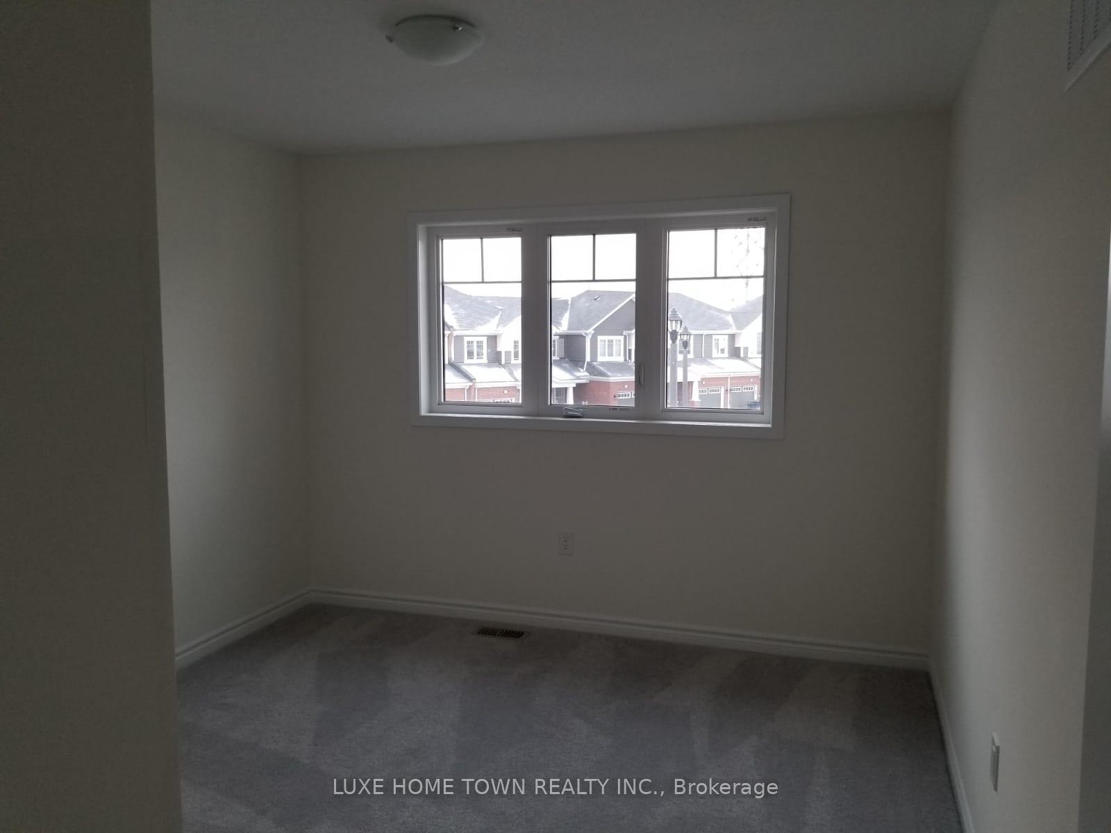 Photo 11 of 256 Waterbrook Lane, Kitchener — HOMEH