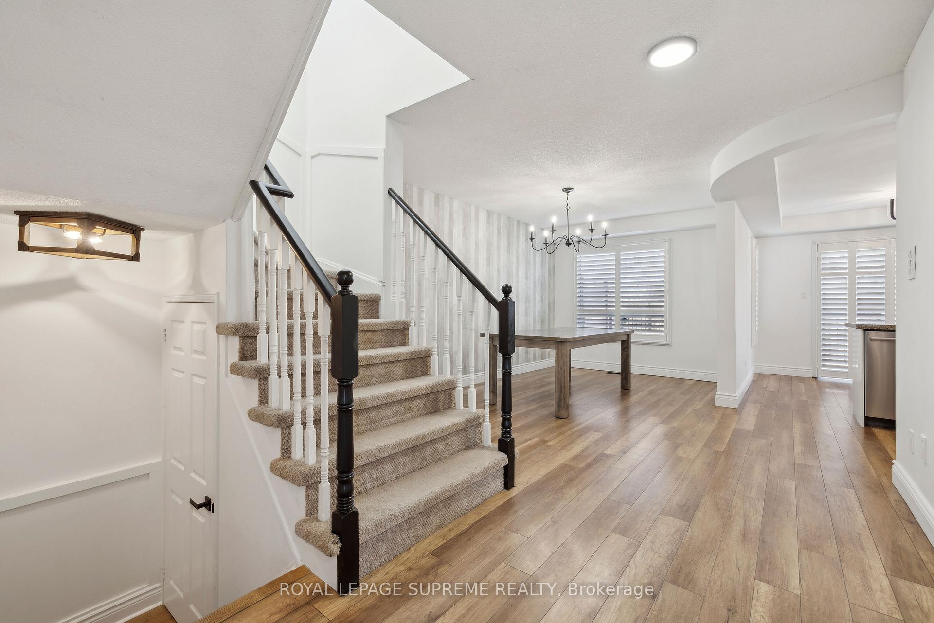 Photo 6 of 104 Pentland Road, Hamilton, Waterdown — HOMEH