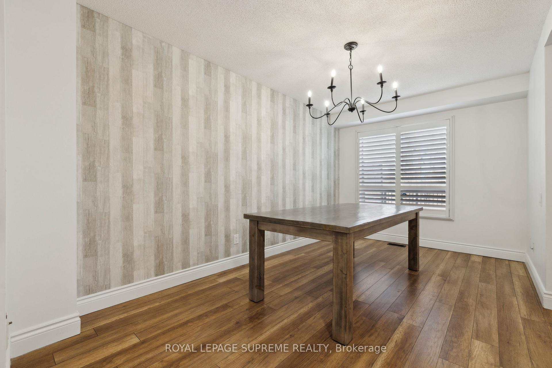 Photo 7 of 104 Pentland Road, Hamilton, Waterdown — HOMEH