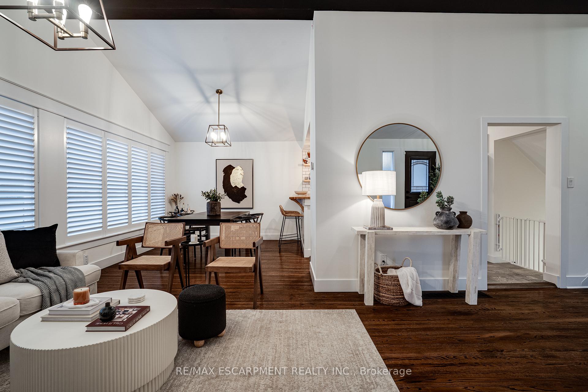 Photo 12 of 157 Laurier Avenue, Hamilton, Buchanan — HOMEH