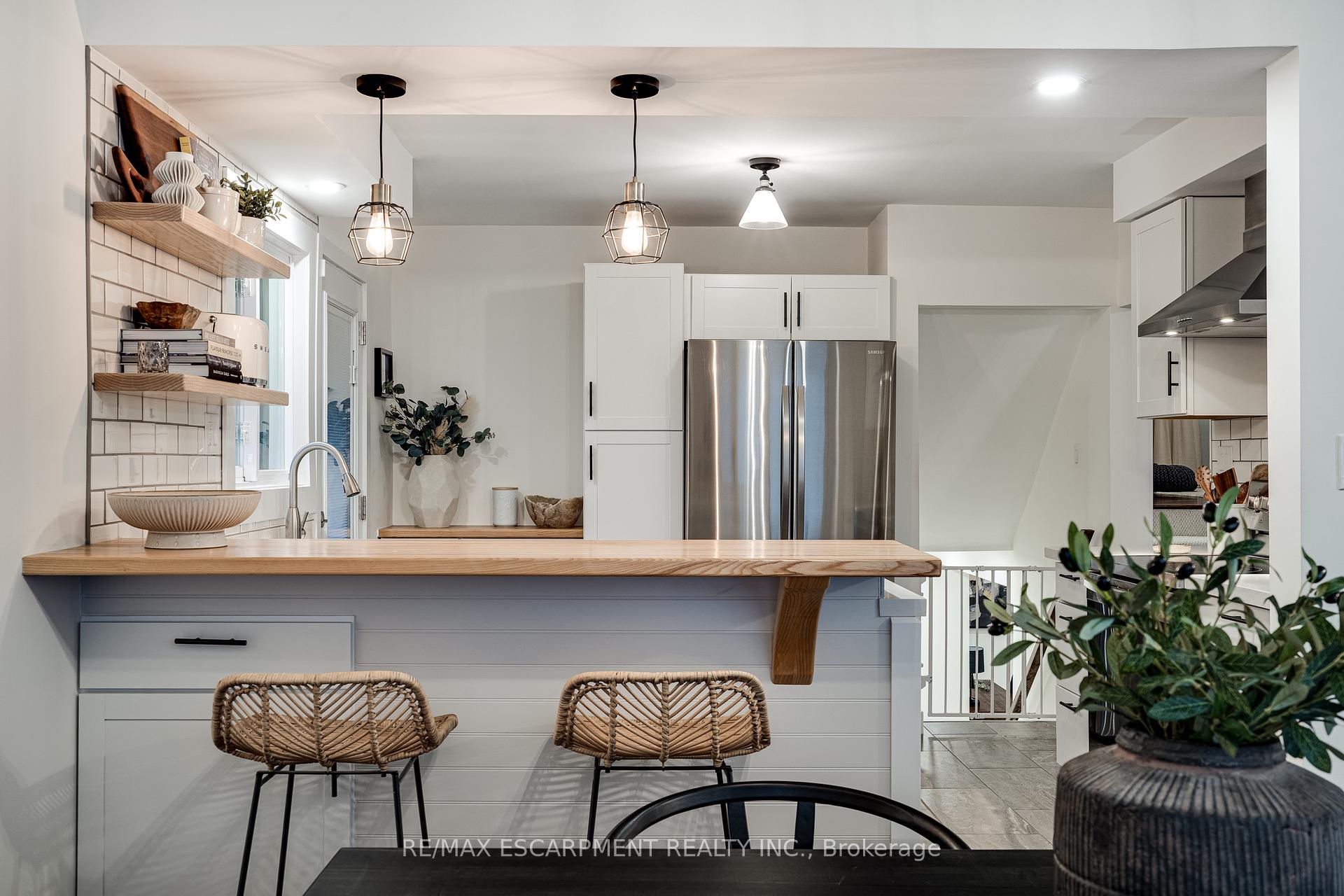 Photo 21 of 157 Laurier Avenue, Hamilton, Buchanan — HOMEH
