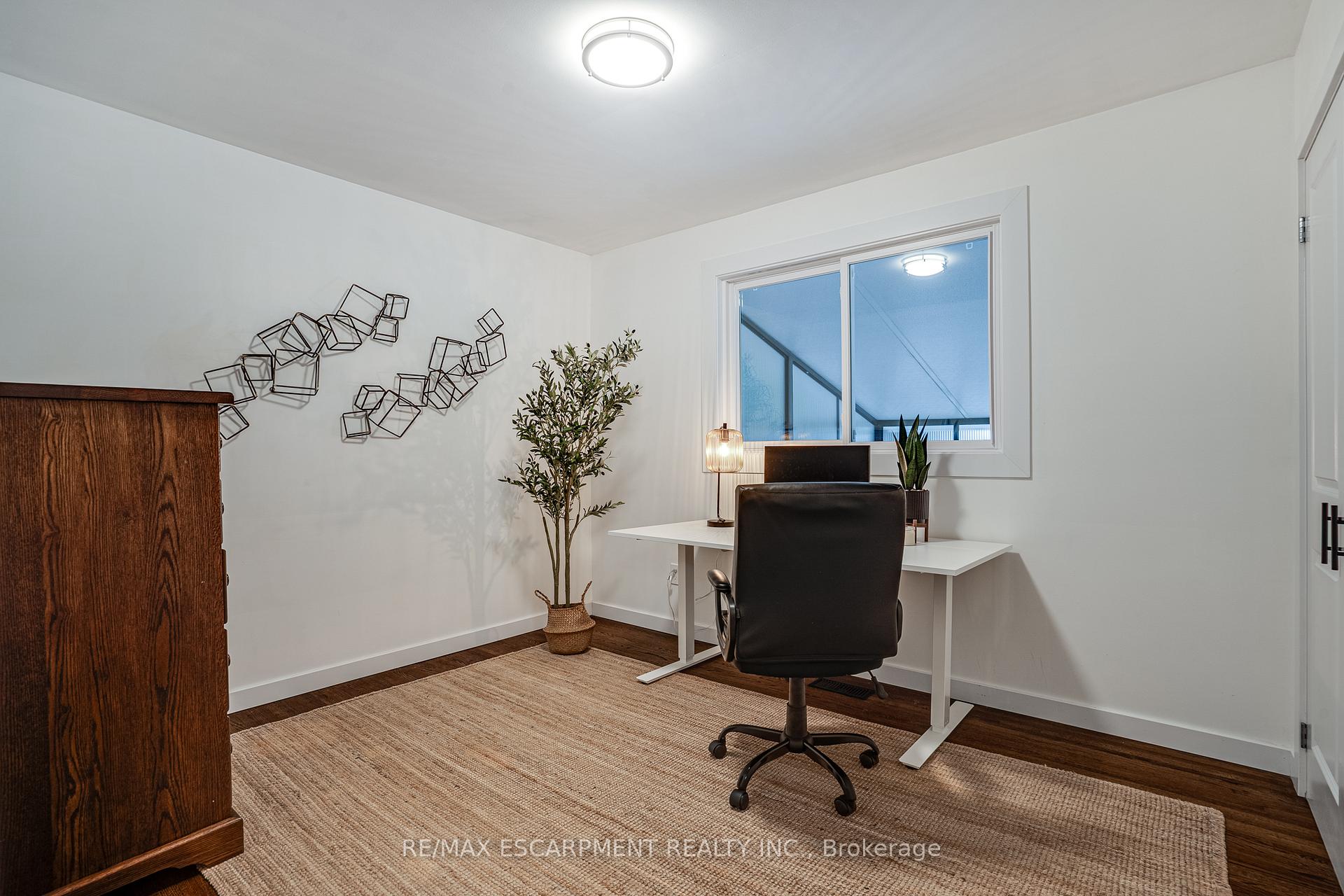 Photo 32 of 157 Laurier Avenue, Hamilton, Buchanan — HOMEH