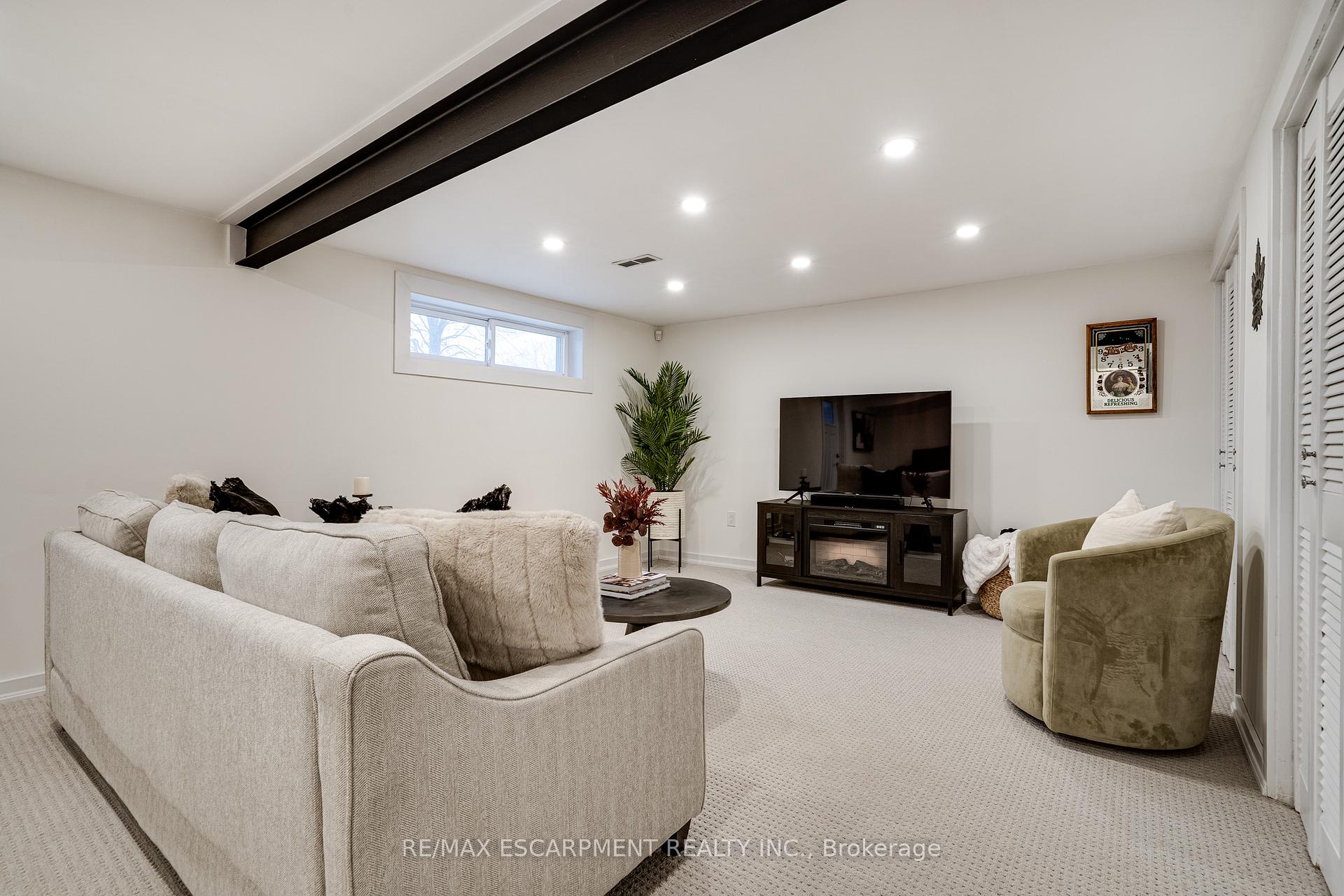 Photo 36 of 157 Laurier Avenue, Hamilton, Buchanan — HOMEH