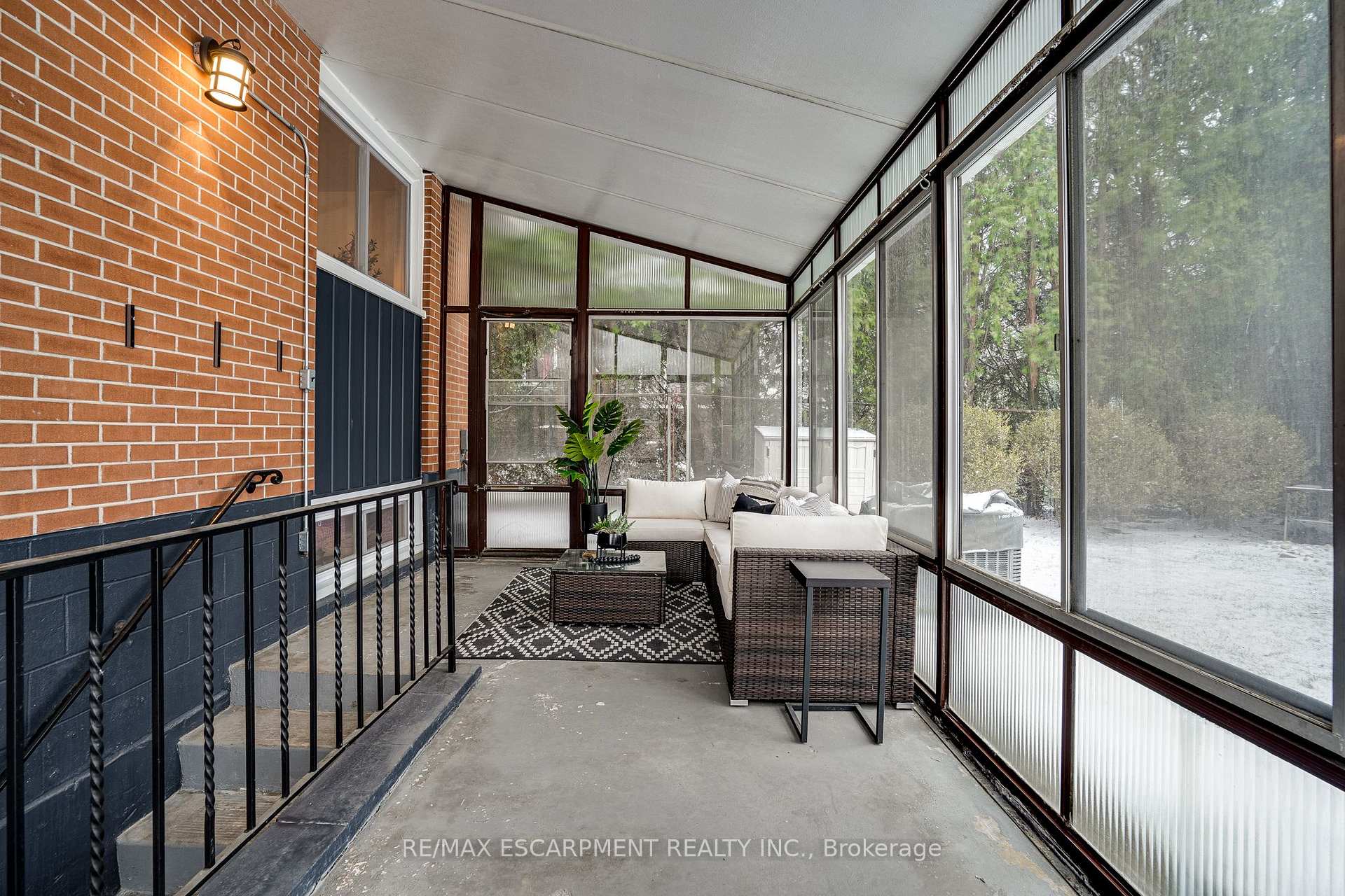 Photo 43 of 157 Laurier Avenue, Hamilton, Buchanan — HOMEH