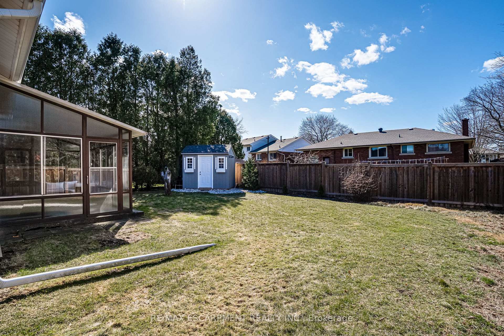 Photo 45 of 157 Laurier Avenue, Hamilton, Buchanan — HOMEH