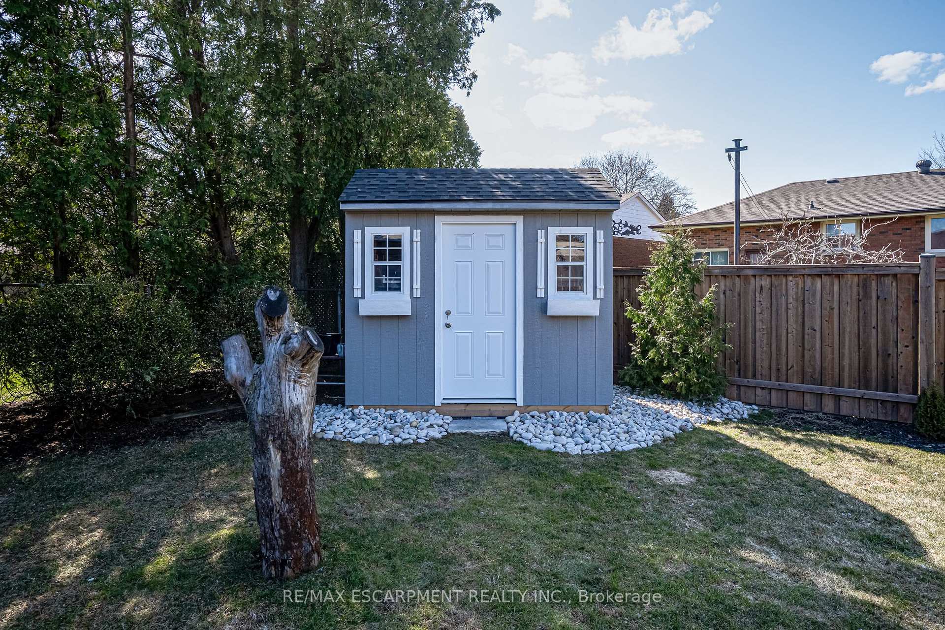 Photo 47 of 157 Laurier Avenue, Hamilton, Buchanan — HOMEH