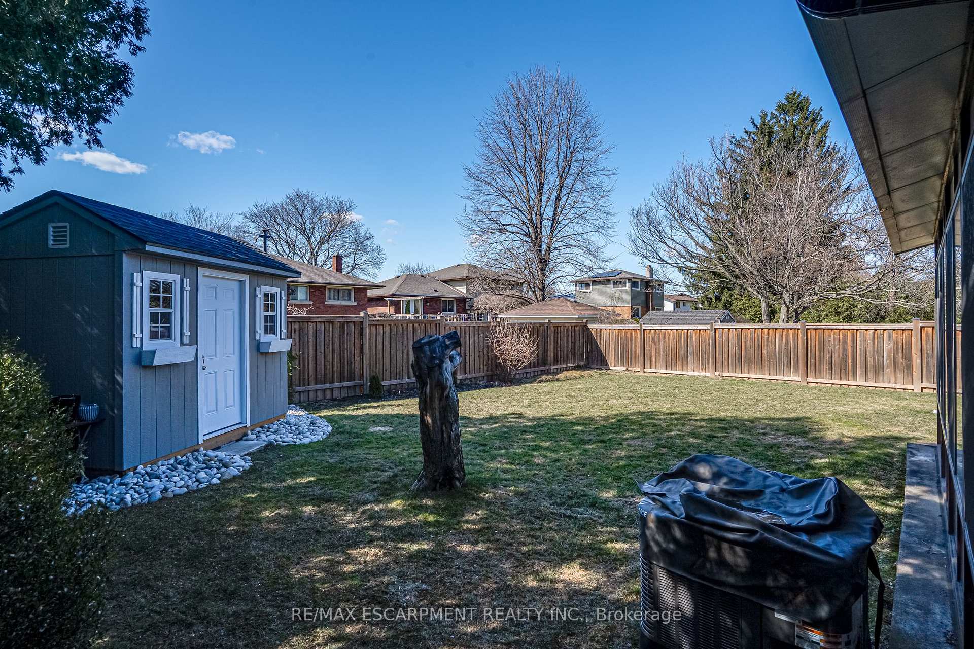Photo 48 of 157 Laurier Avenue, Hamilton, Buchanan — HOMEH