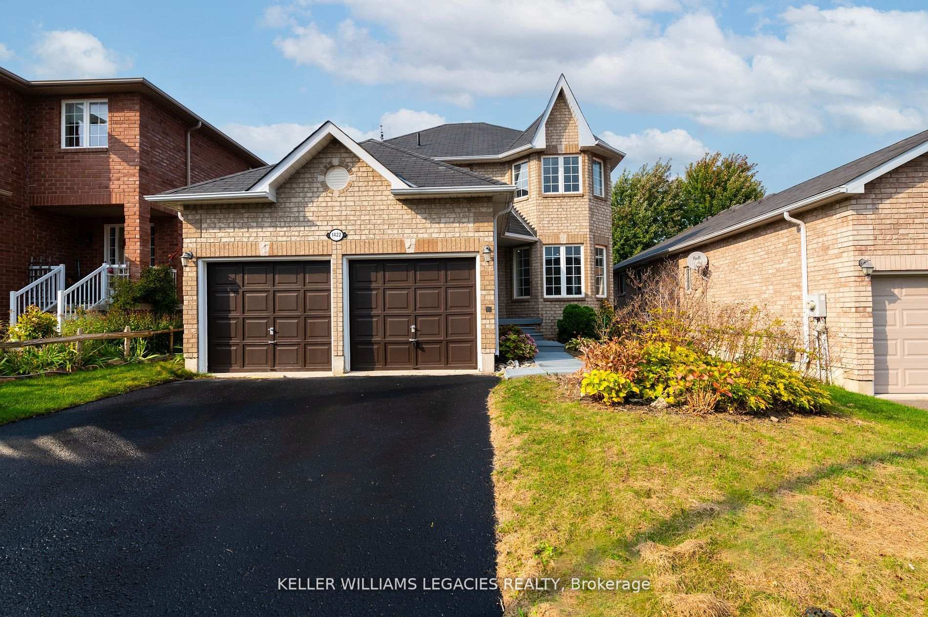 Photo 2 of 1422 Benson Street, Innisfil, Alcona — HOMEH