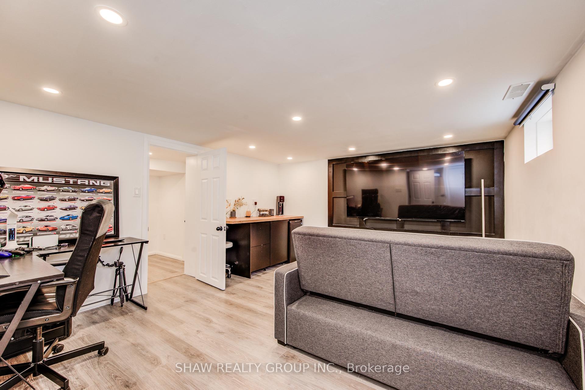 Photo 44 of 110 Donald Street, Kitchener — HOMEH