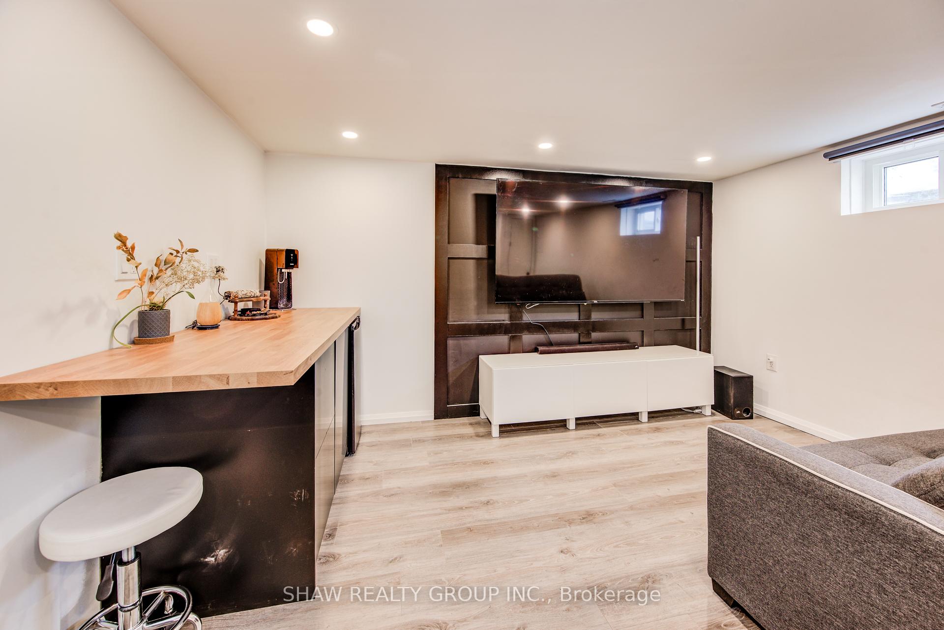 Photo 64 of 110 Donald Street, Kitchener — HOMEH