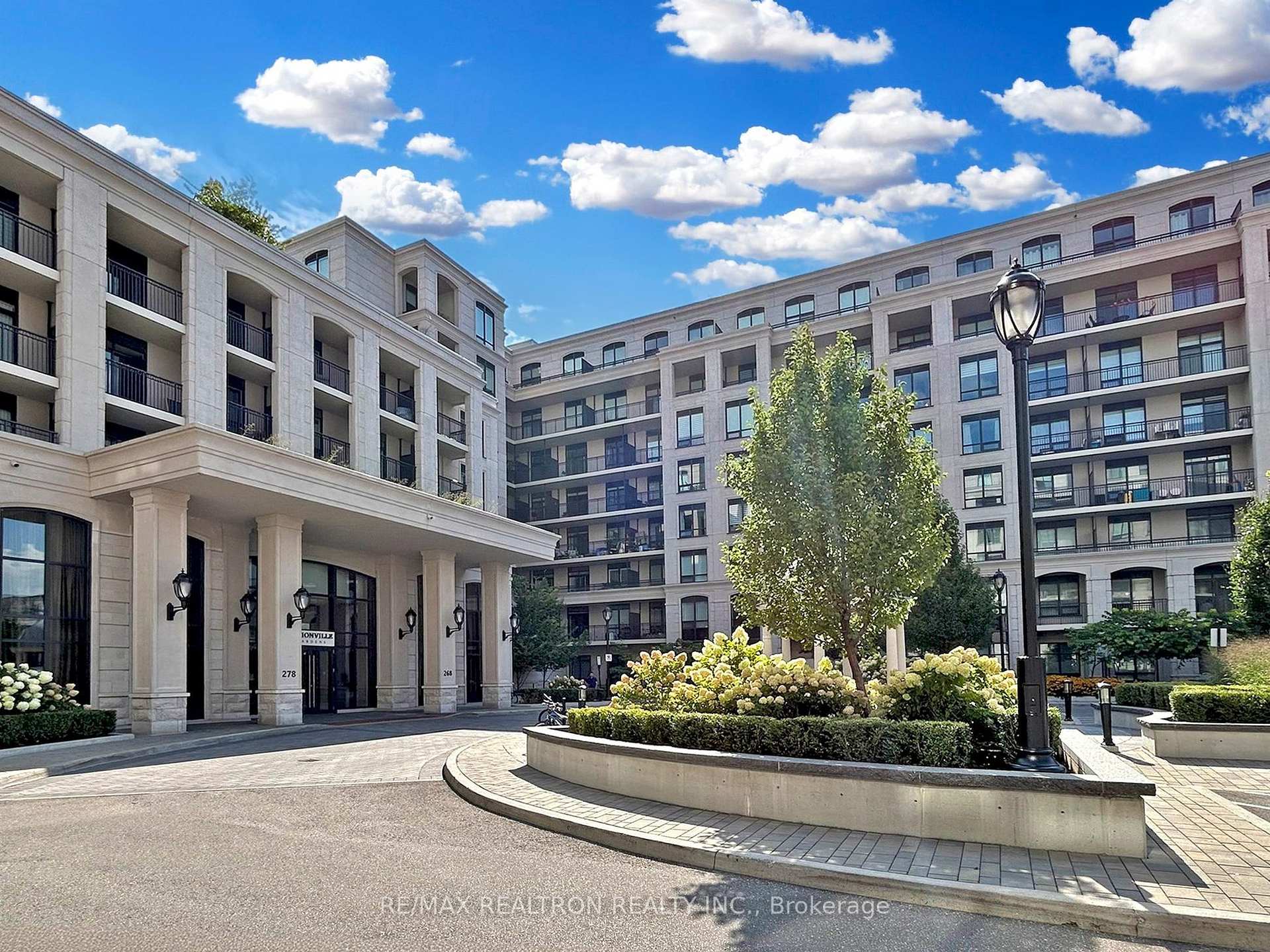 Photo 2 of Unit 720E, 278 Buchanan Drive, Markham, Unionville — HOMEH