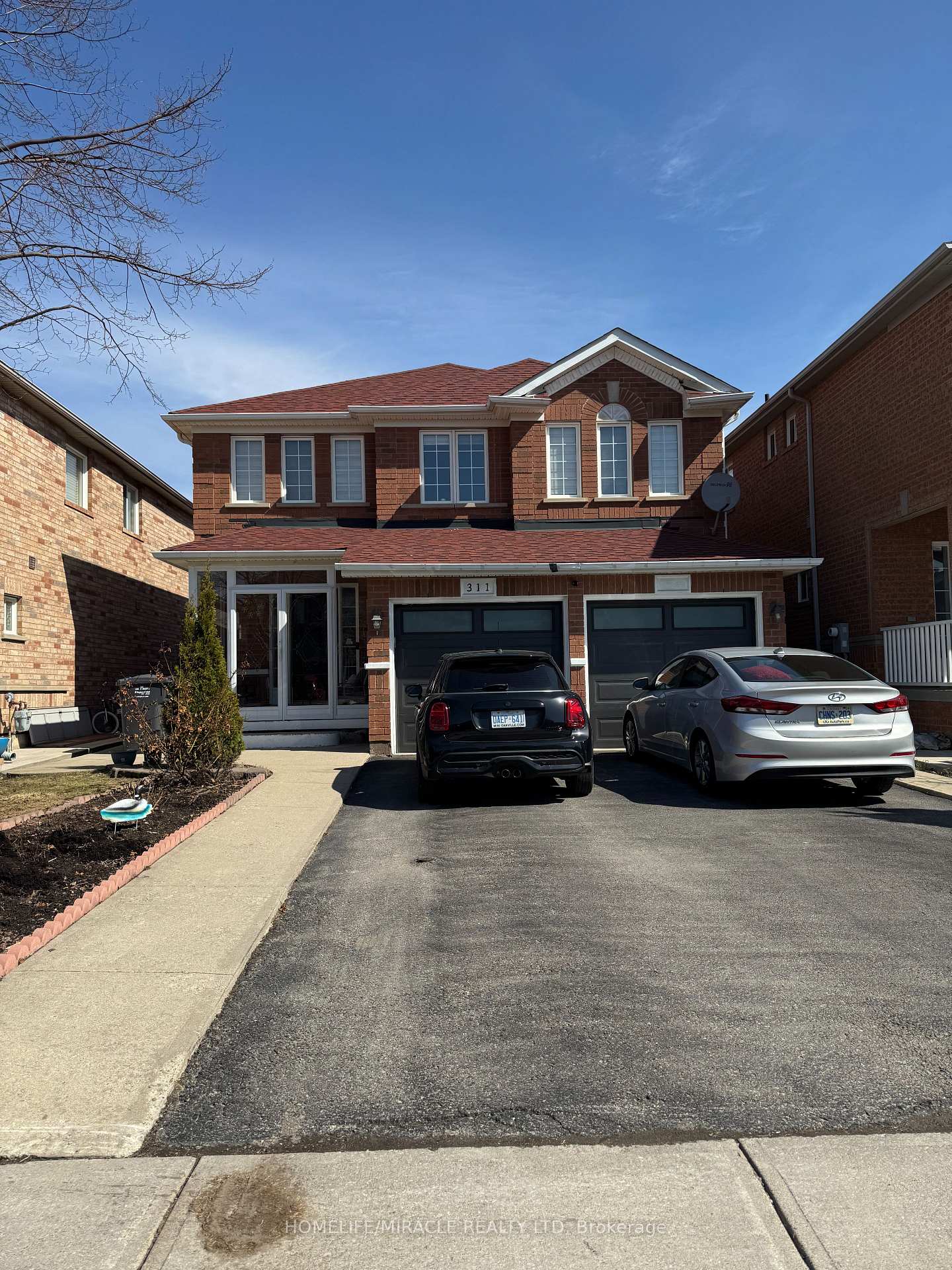 Photo 1 of 311 Brisdale Drive W, Brampton, Fletcher's Meadow — HOMEH