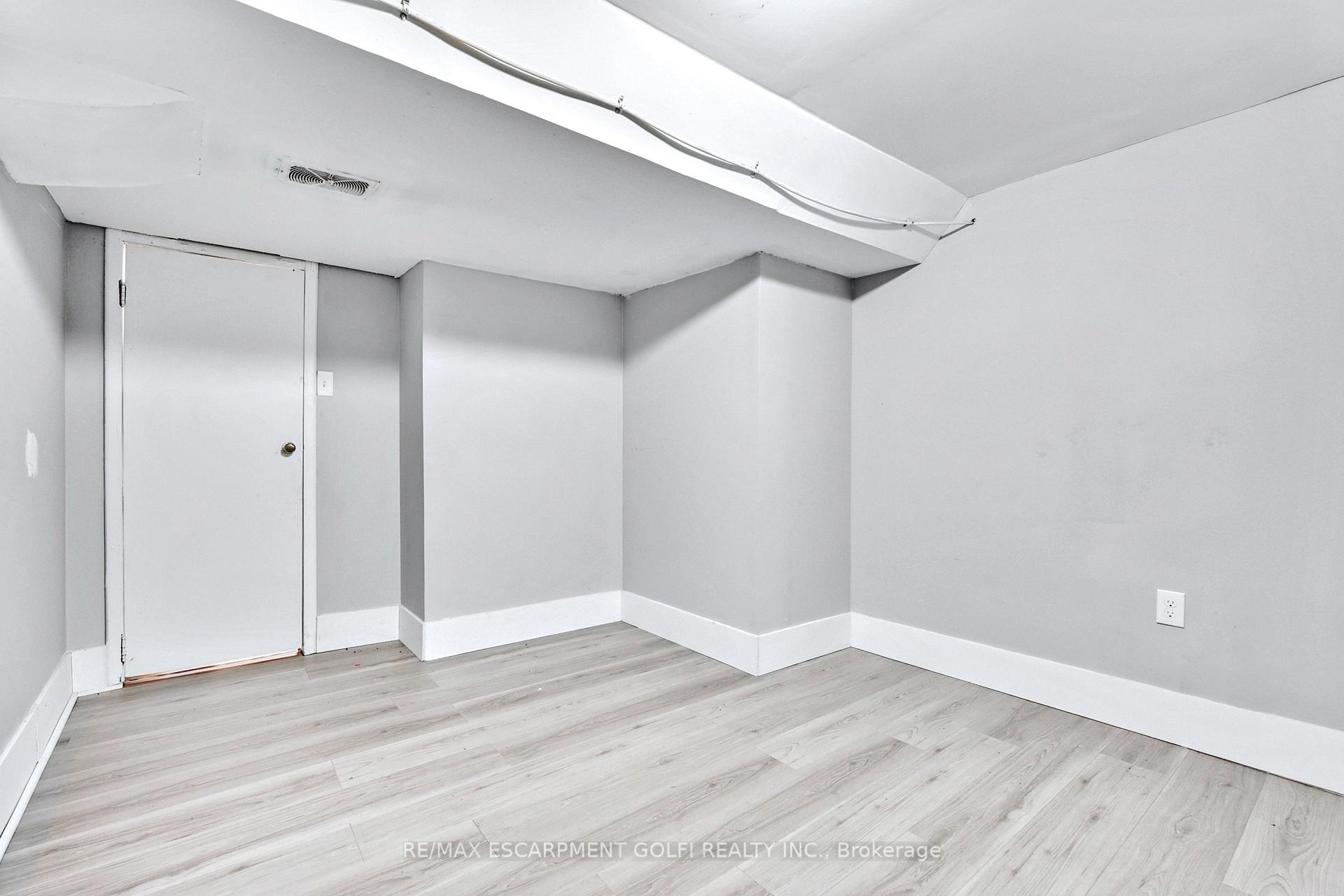 Photo 32 of 59 Bromley Road, Hamilton, Hill Park — HOMEH