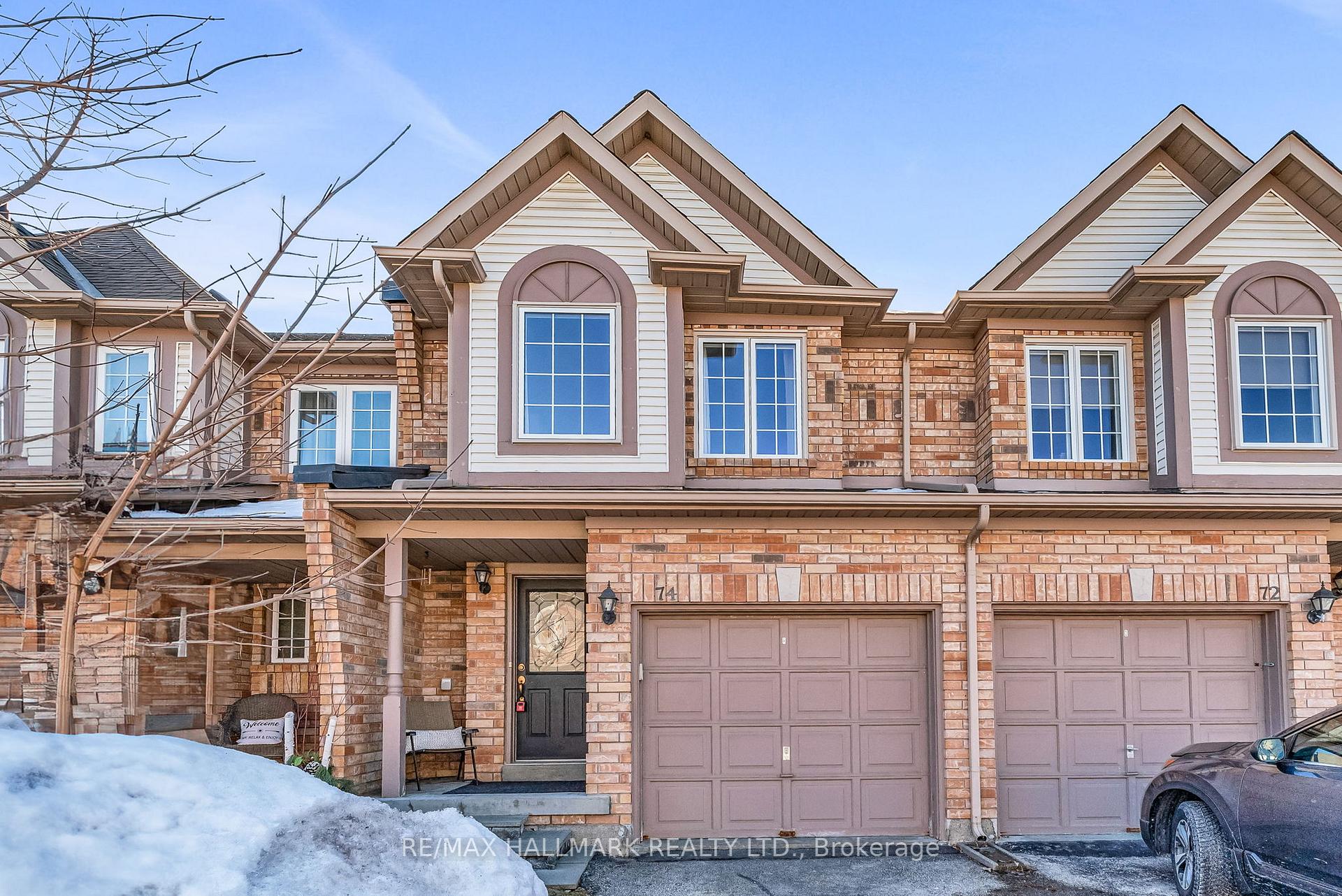 Photo 1 of 74 Alderbrook Place, Caledon, Bolton North — HOMEH