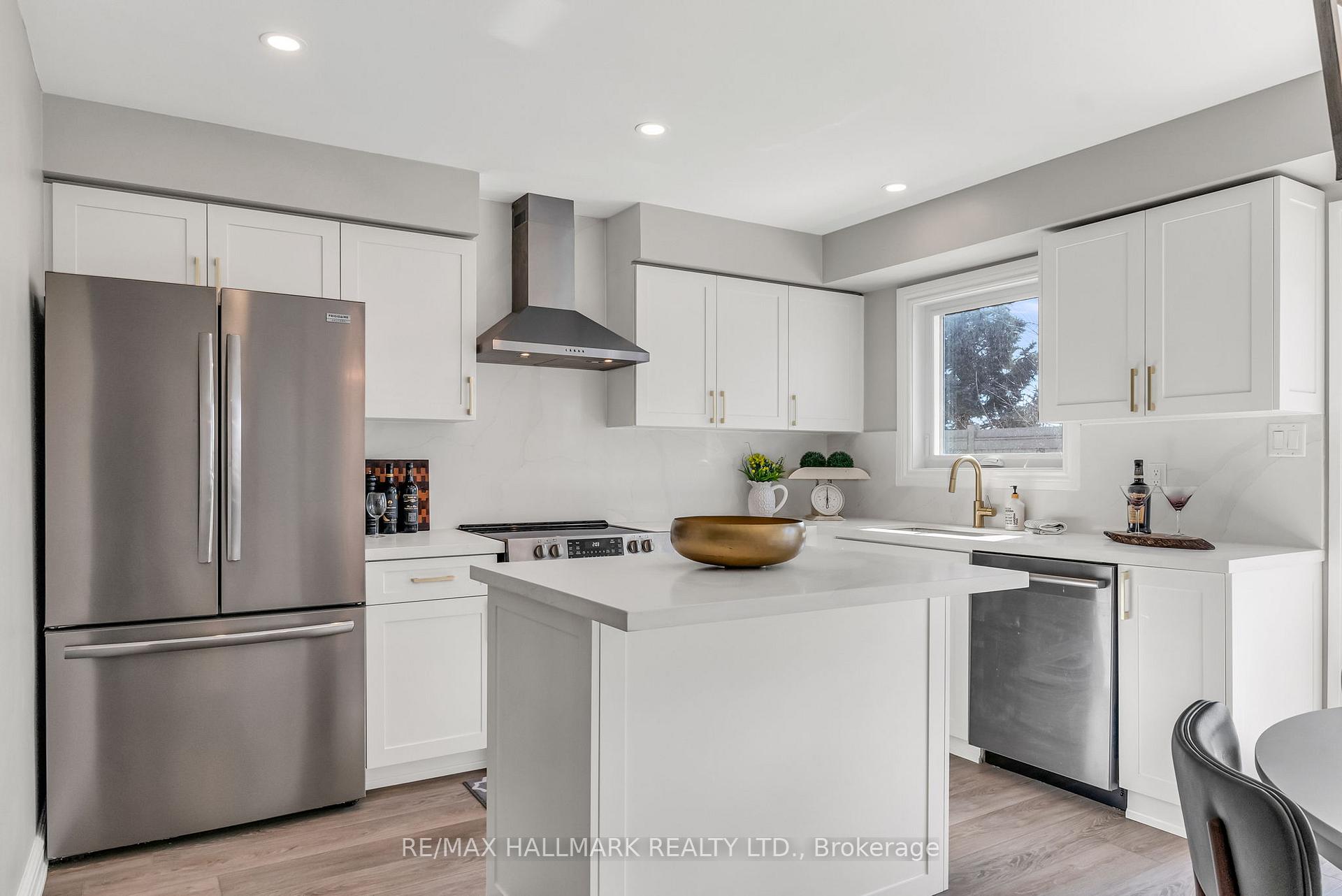 Photo 15 of 74 Alderbrook Place, Caledon, Bolton North — HOMEH