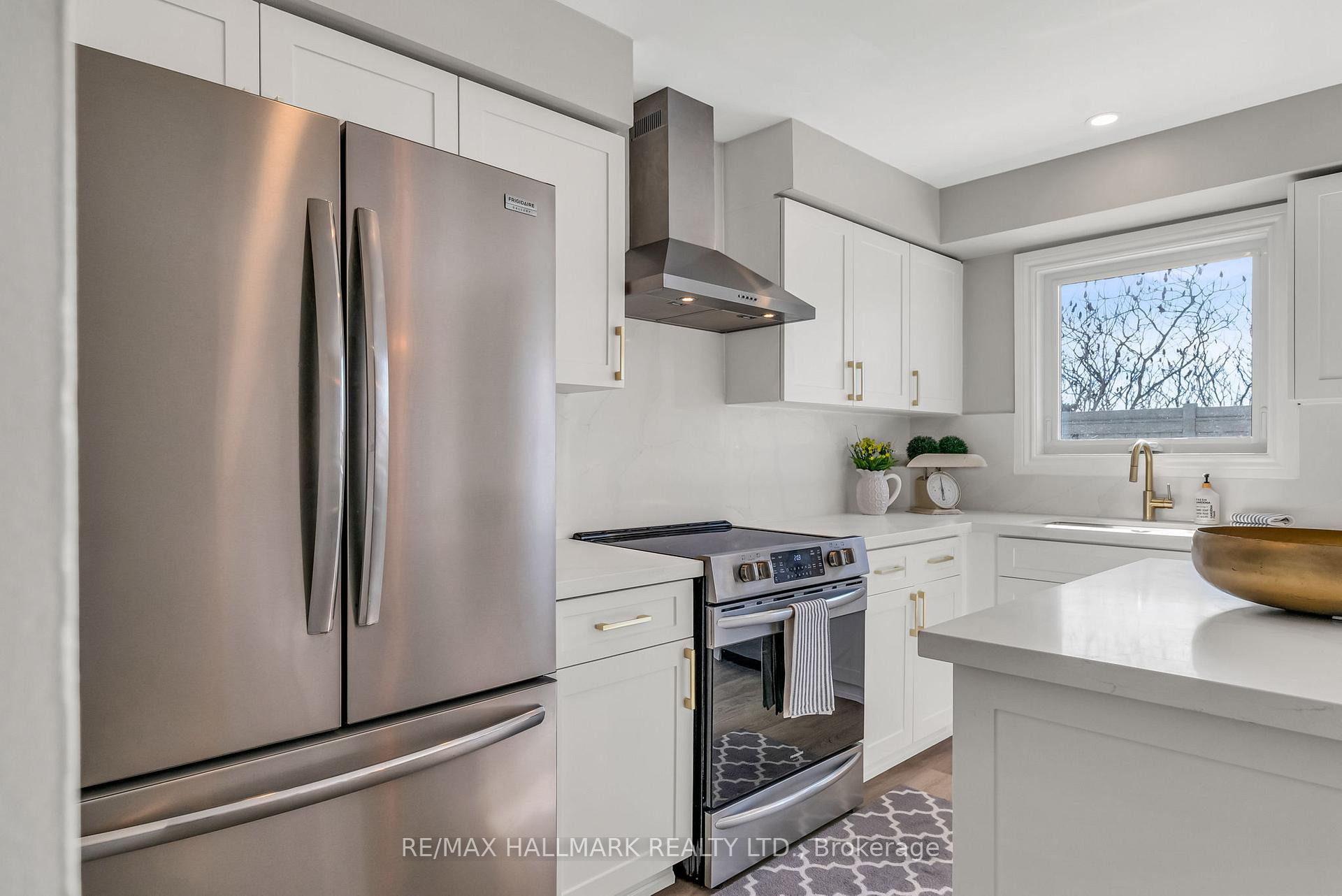 Photo 16 of 74 Alderbrook Place, Caledon, Bolton North — HOMEH