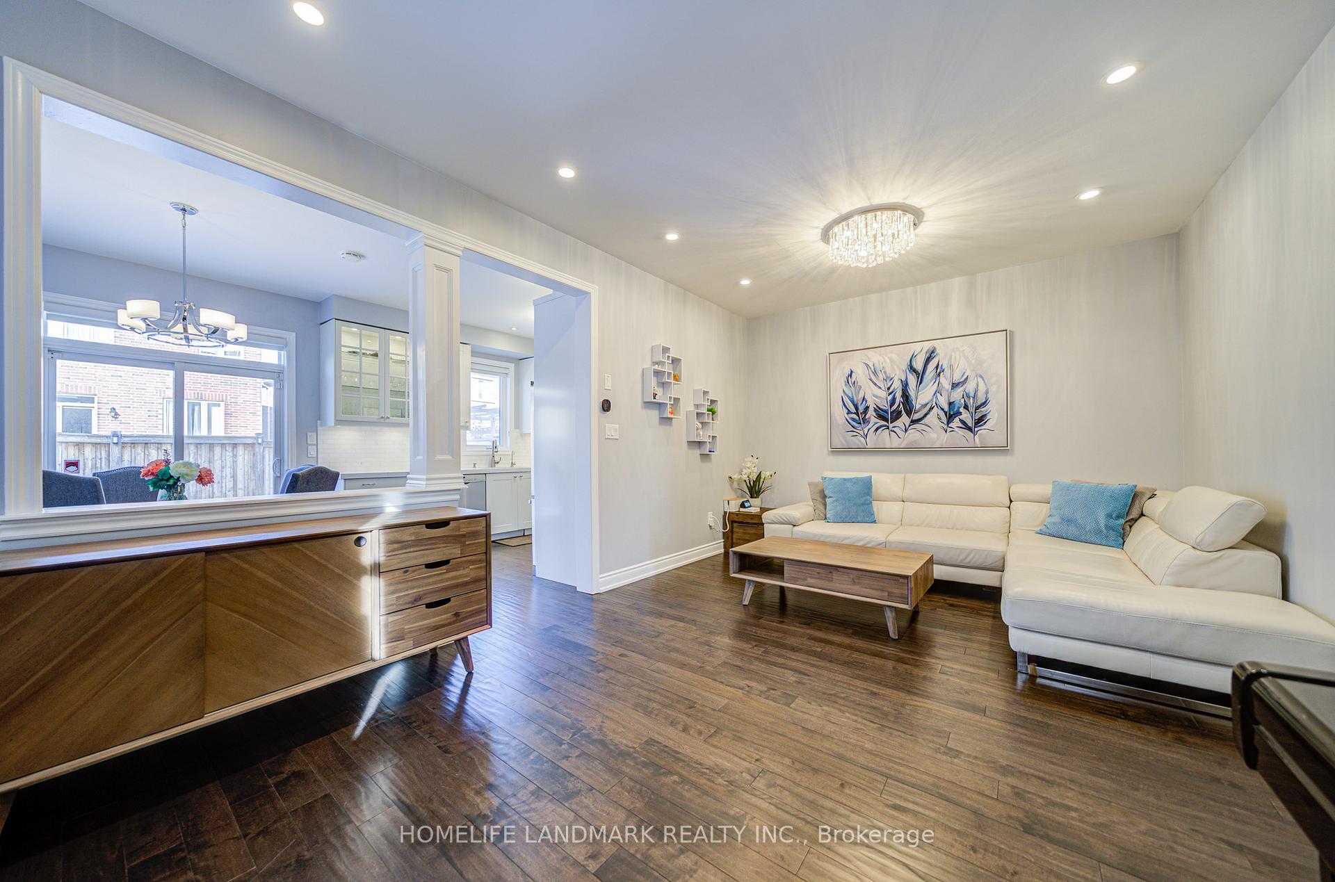 Photo 7 of 48 Staglin Court, Markham, Cathedraltown — HOMEH