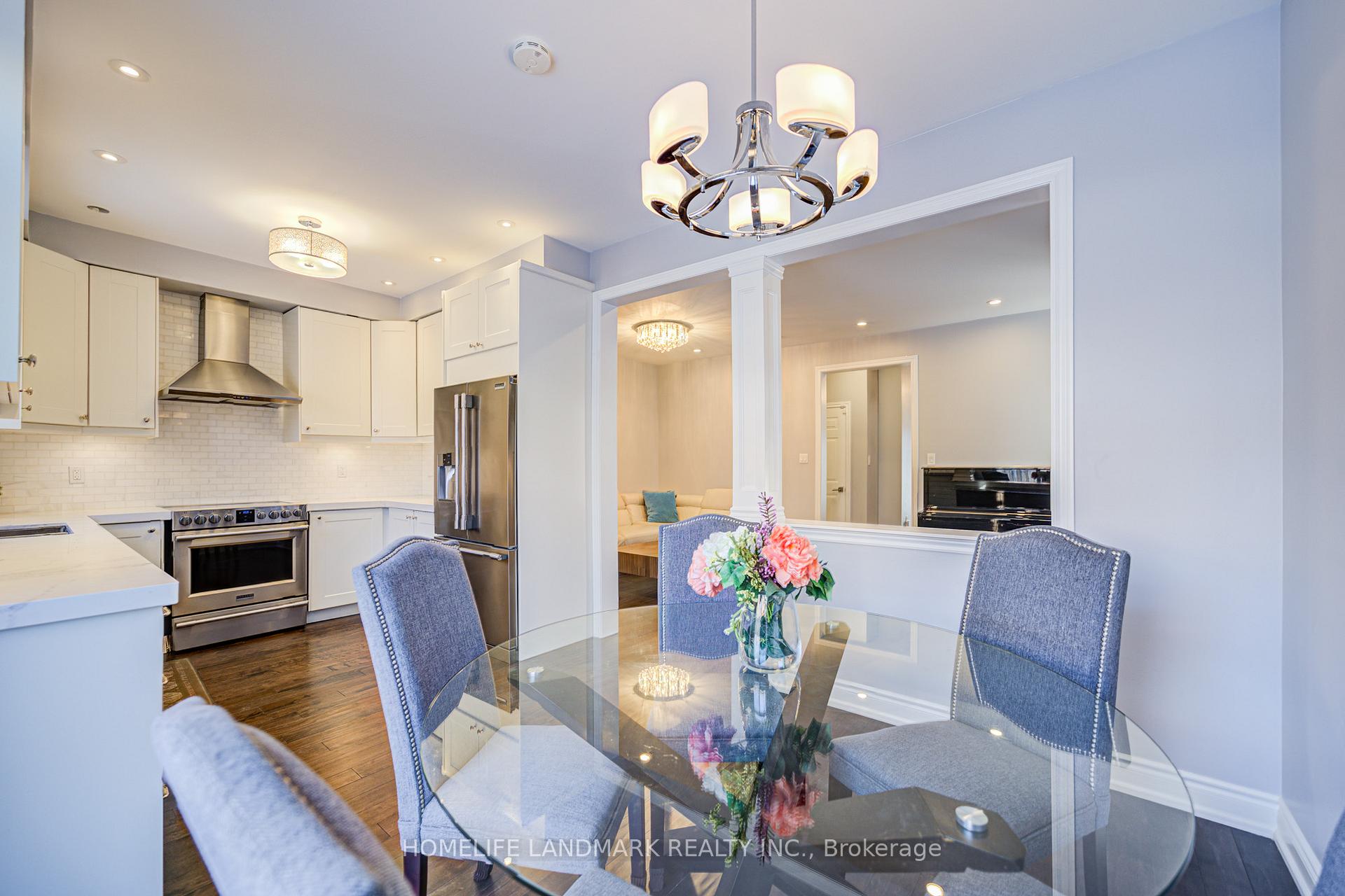 Photo 12 of 48 Staglin Court, Markham, Cathedraltown — HOMEH