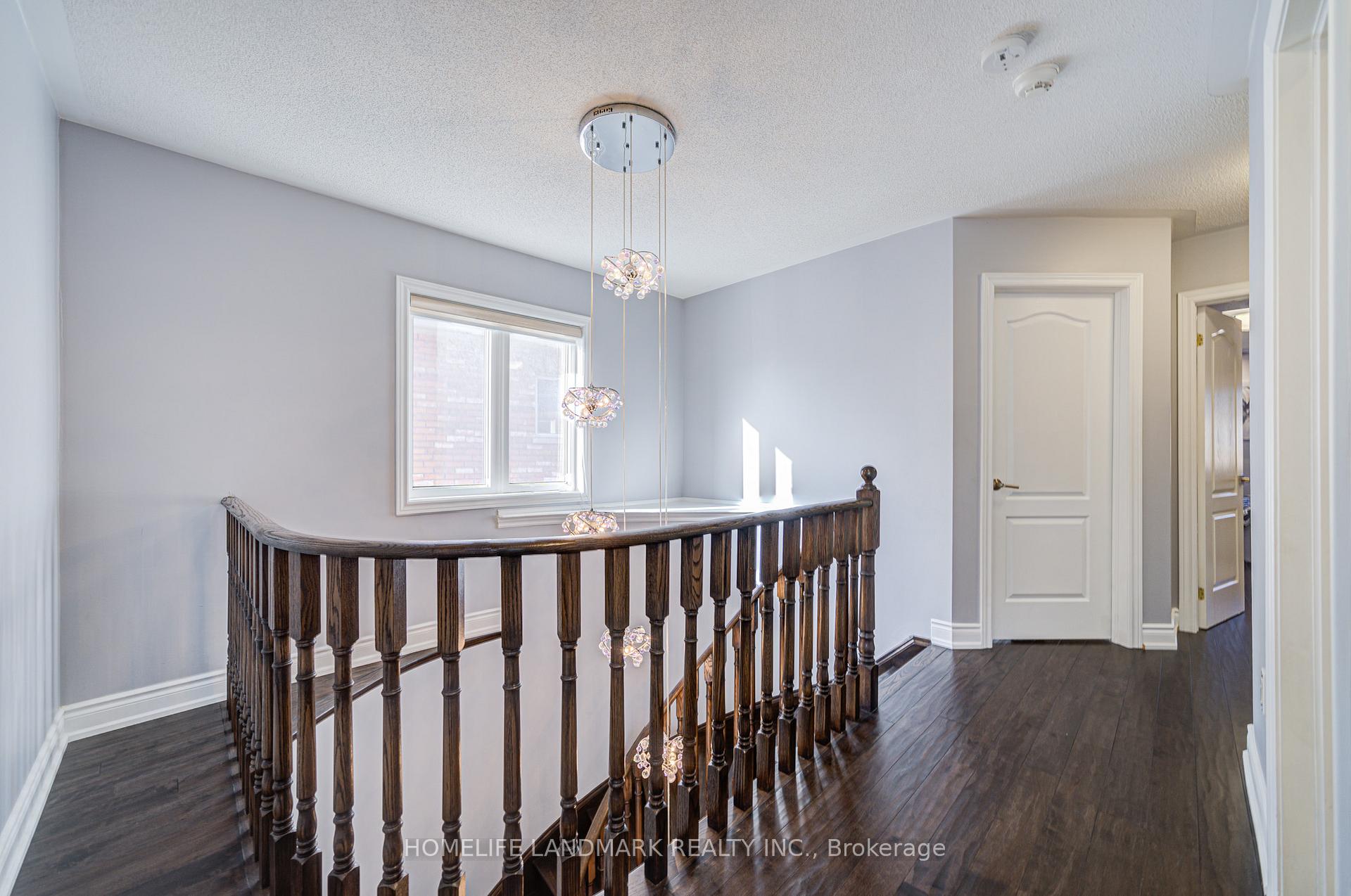 Photo 18 of 48 Staglin Court, Markham, Cathedraltown — HOMEH