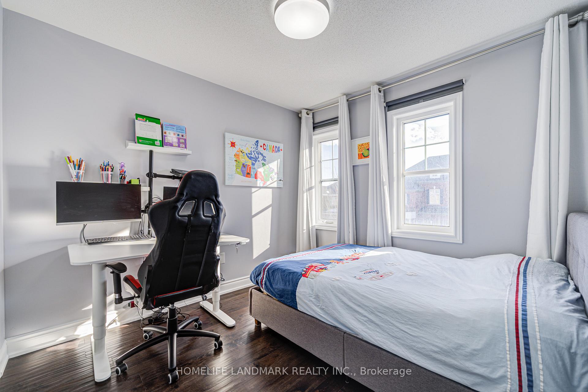 Photo 20 of 48 Staglin Court, Markham, Cathedraltown — HOMEH